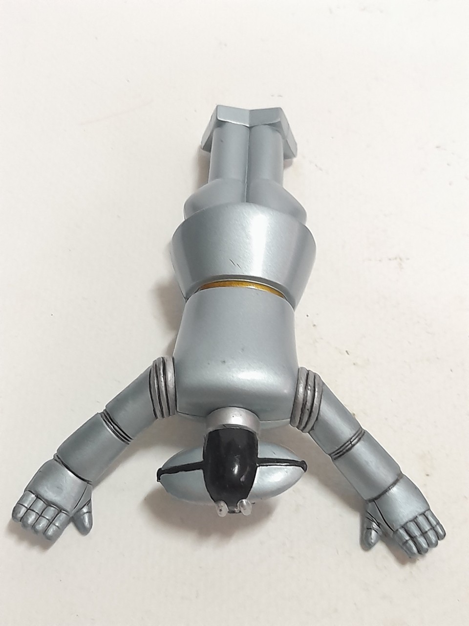 ฟิกเกอร์ยางตัน โรบอต ไกอา งานออกแบบ ของ มิตซึเทรุ โยโกยาม่า ขนาดตามรูป ไม่มีฐาน ของมีตามรูป