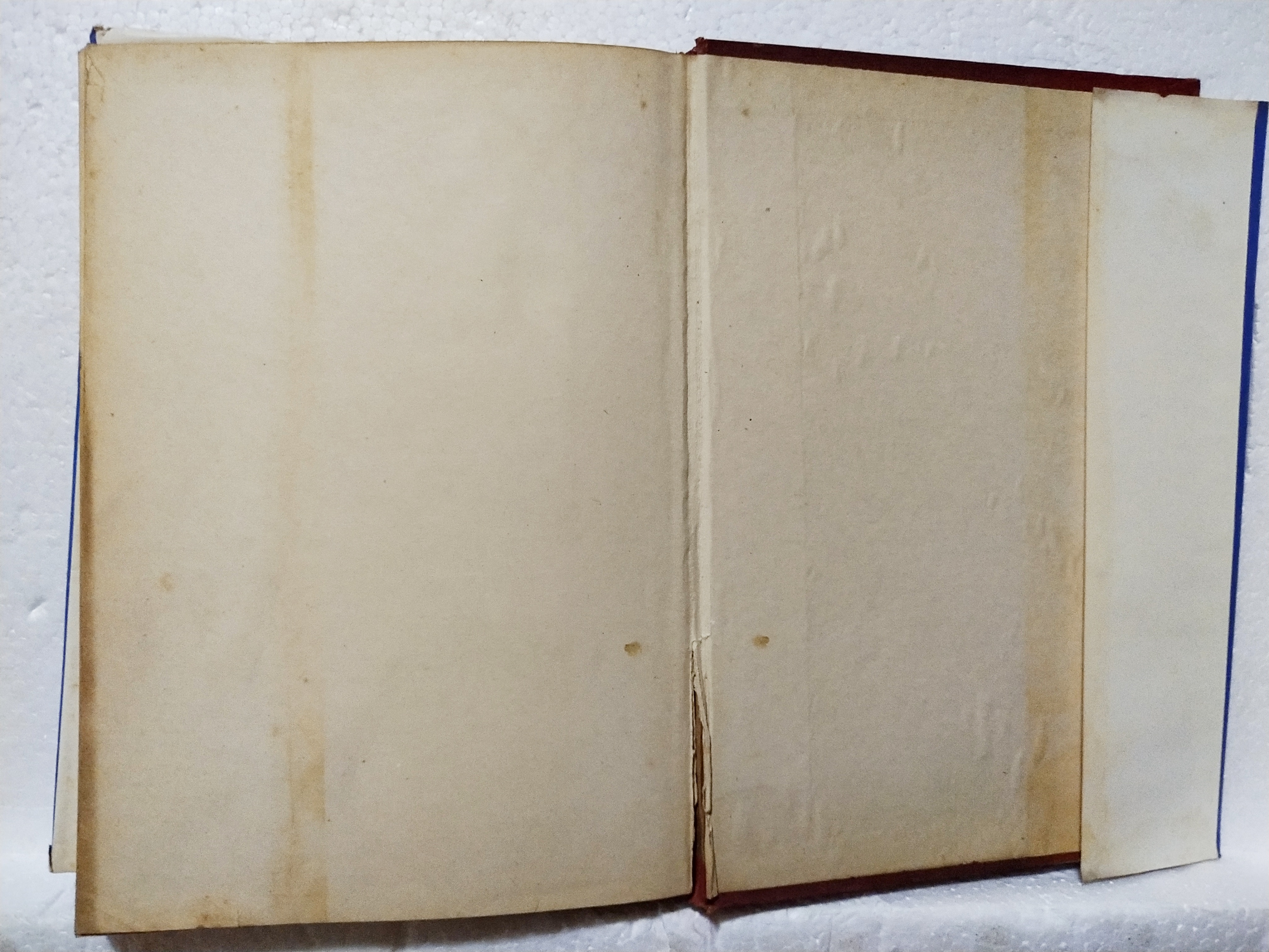 หนังสือเพศศาสตร์ **หนังสือเก่า มีตำหนิตามภาพ "หัวใจกามเทพ" โดย นพ.นพพร