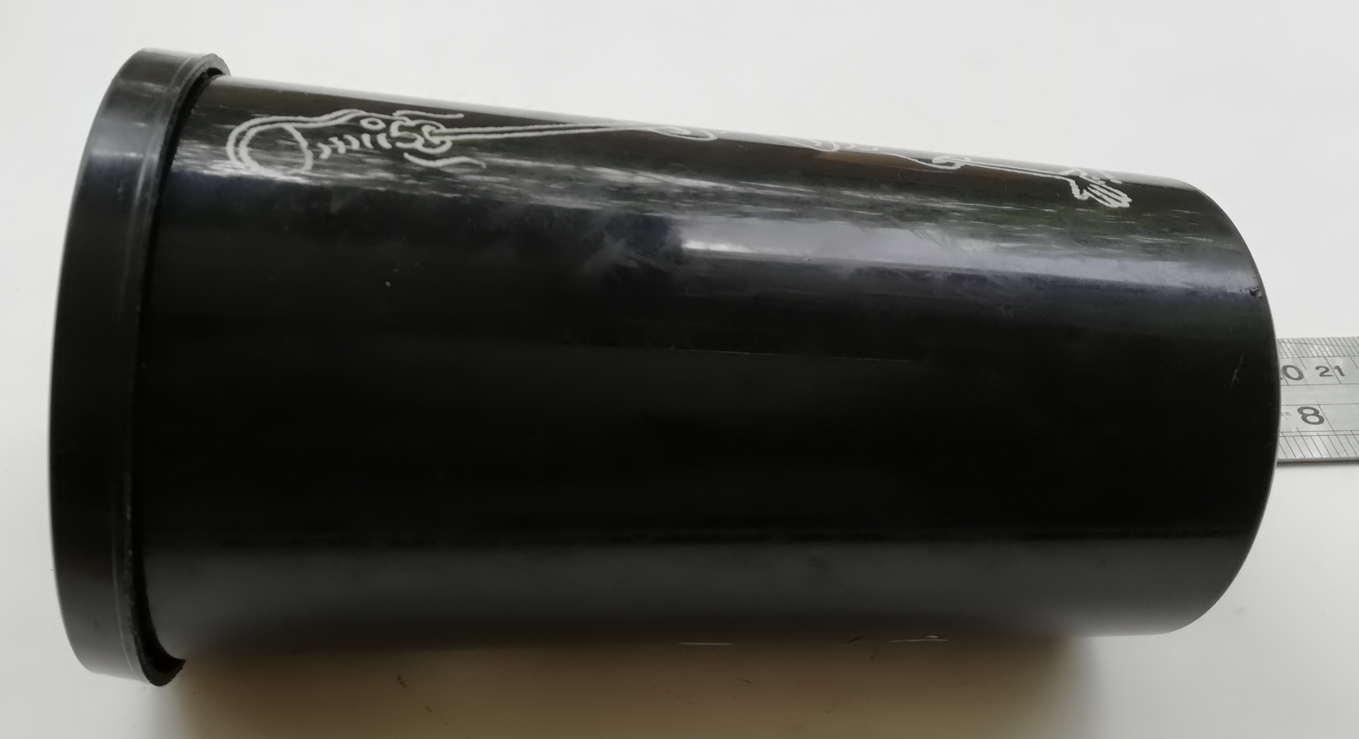 แก้วน้ำพลาสติกสีดำ ลายไฟโด้ ดีโด้ FIDO DIDO ของสะสมจาก7up ,NORMAL IS BORING