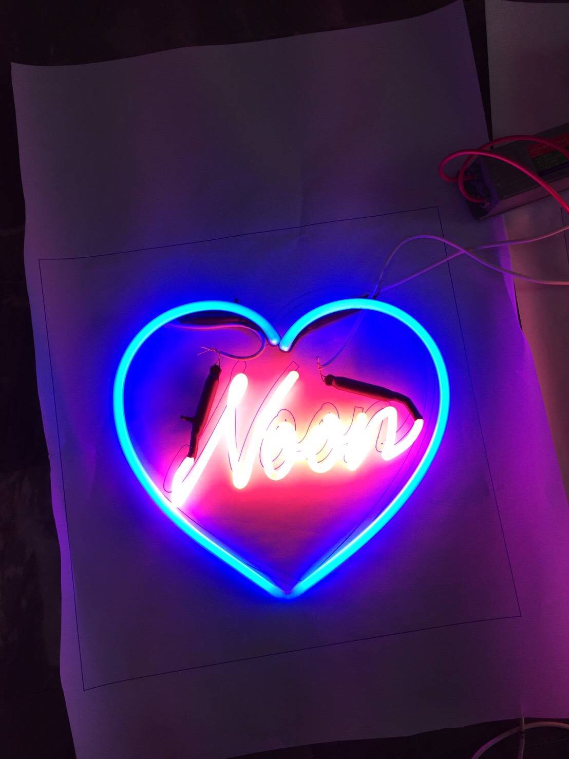 ป้ายไฟนีออนดัด #ป้ายชื่อ #ป้ายชื่อร้าน #ป้ายหน้าร้าน #ไฟดัดภาษาอังกฤษ #ไฟสไตล์มินิมอล #ไฟดัดวินเทจ