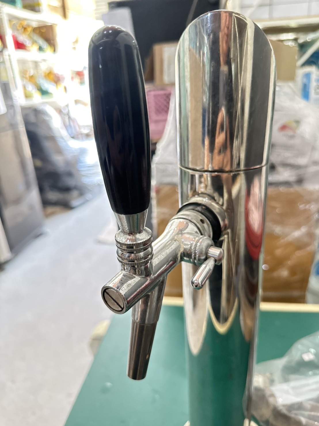 ตู้แช่ฝาทึบ Natural รุ่น NFT-4100 3.5 คิว + ถังเบียร์สแตนเลส