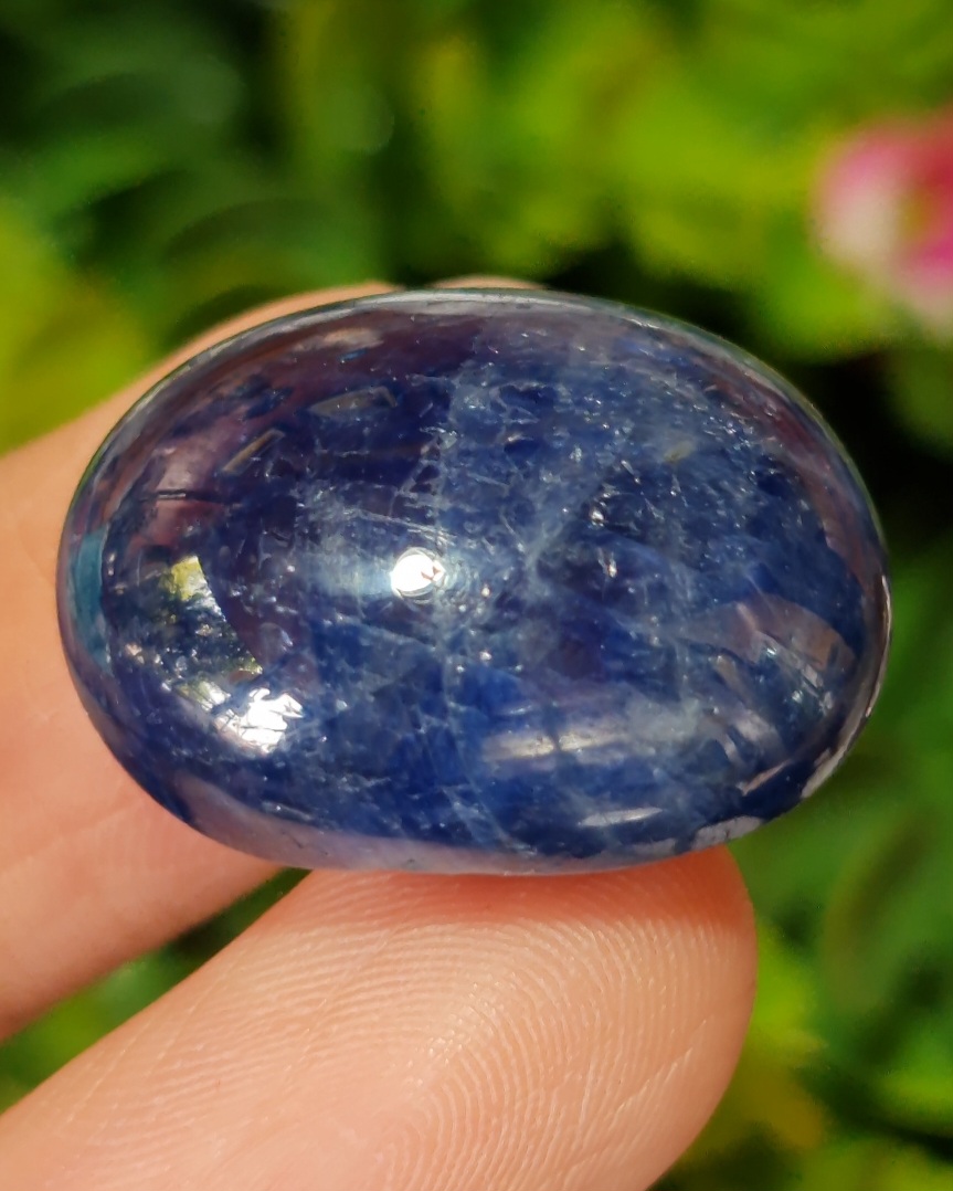 พลอย ไพลิน Blue Sapphire 46.98 กะรัต (Cts.) ดิบ (Unheated) พลอยแท้ อัญมณีมงคลประจําวันเกิด เครื่องประดับพลอย