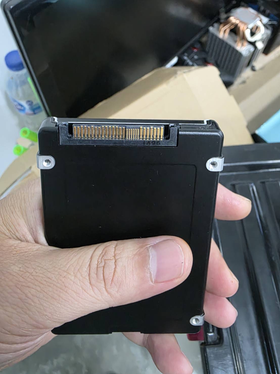 มีเหลือแค่ 2 ลูก Samsung PM1733 2.5" SSD 3.84TB สำหรับ Server HP G10 ขึ้นไป Dell R340 540 640 740 ขึ้นไป