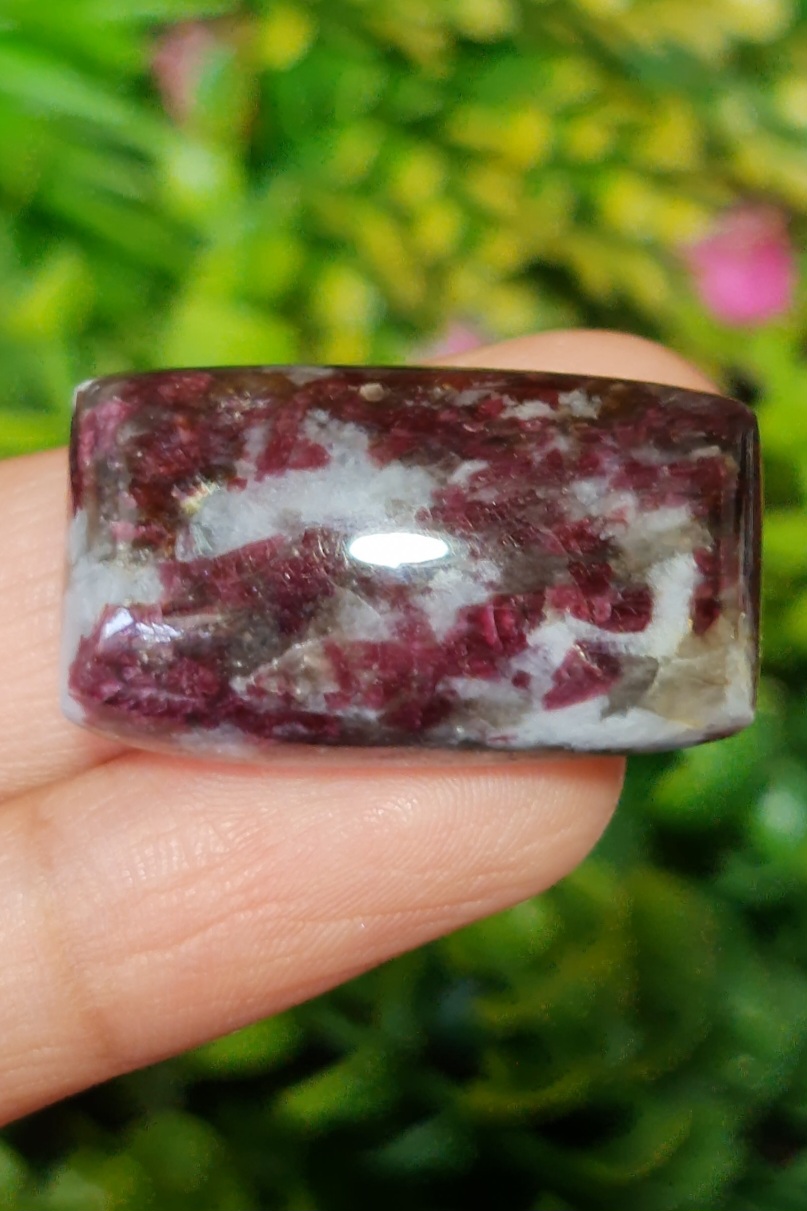 พลอย ทัวร์มารีน (Tourmaline) 75.26 กะรัต (Cts.) อัญมณีมงคลประจําวันเกิด เครื่องประดับพลอย