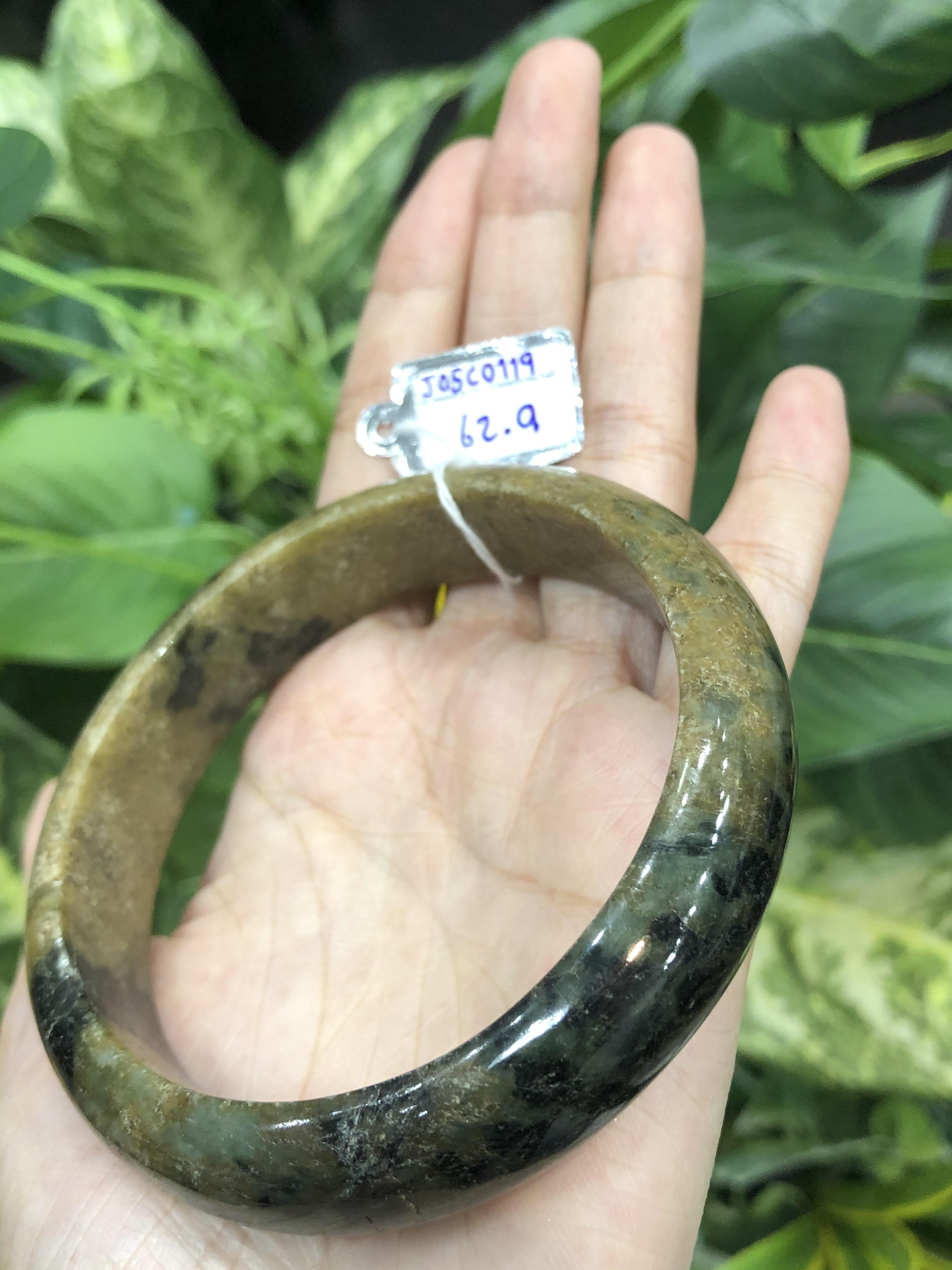 J05C0119 หยก พม่า แท้ Jade กำไลหยก 62.9 มม (Jade bracelet) พม่า (Myanmar)