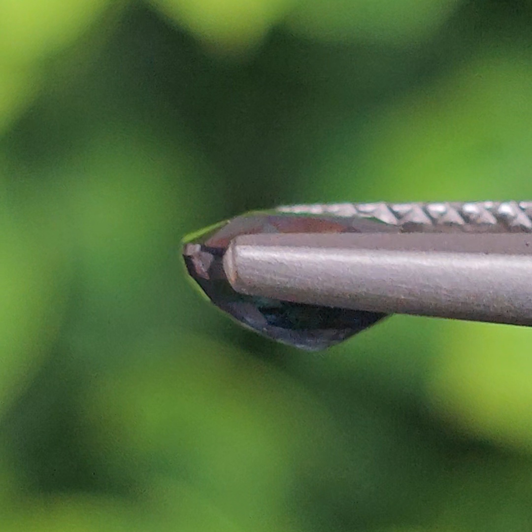 พลอย ไพลิน Blue Sapphire 1.00กะรัต (Cts.) ดิบ (Unheated ) พลอยแท้ อัญมณีมงคลประจําวันเกิด เครื่องประดับพลอย