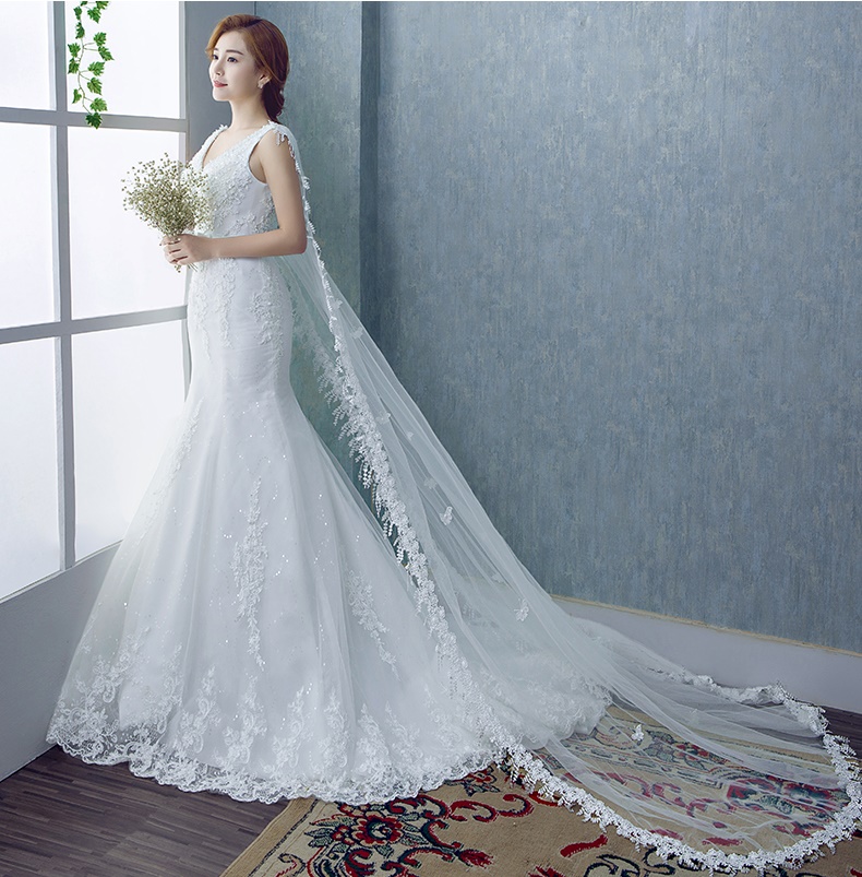 ชุดแต่งงาน แขนกุด ทรงหางปลา เชือกผูกหลัง