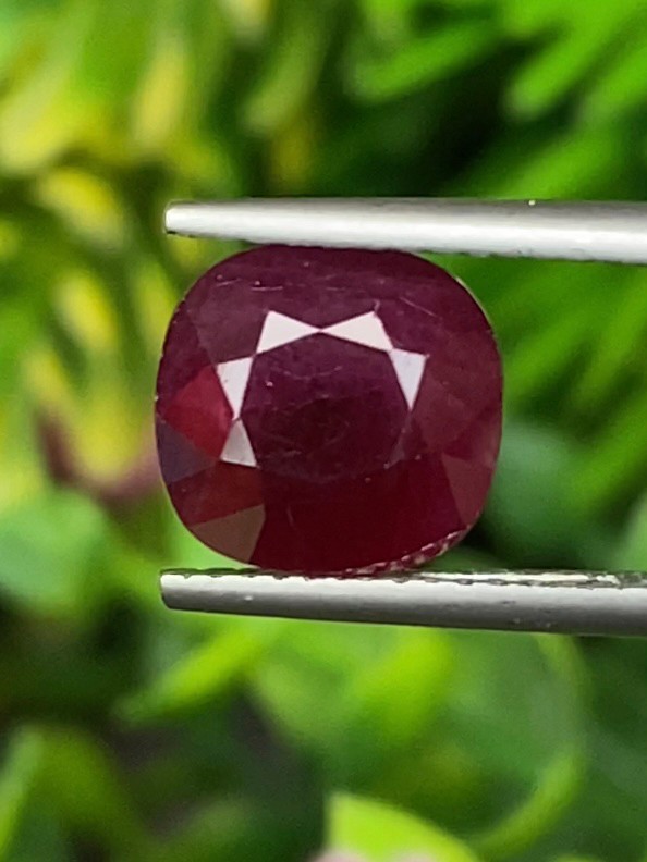 พลอย ทับทิม พม่า (Burmese Ruby Sapphire) 4.07 กะรัต พร้อมใบเซอร์ พลอยแท้ อัญมณีมงคลประจําวันเกิด เครื่องประดับพลอย