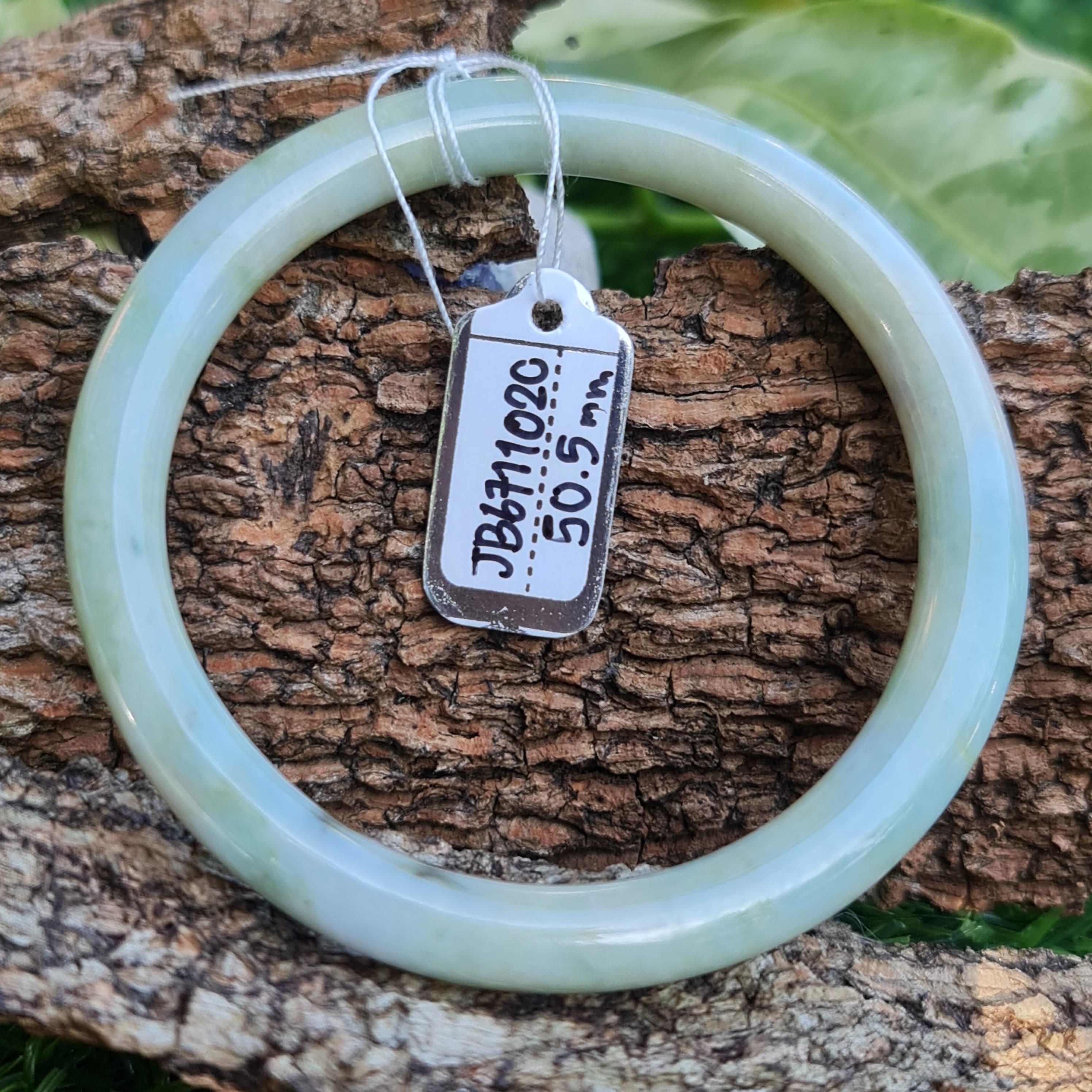 JB6711020 หยก พม่า แท้ Jade กำไลหยก (Jadeite bracelet) พม่า (Myanmar) 50.5 มม.