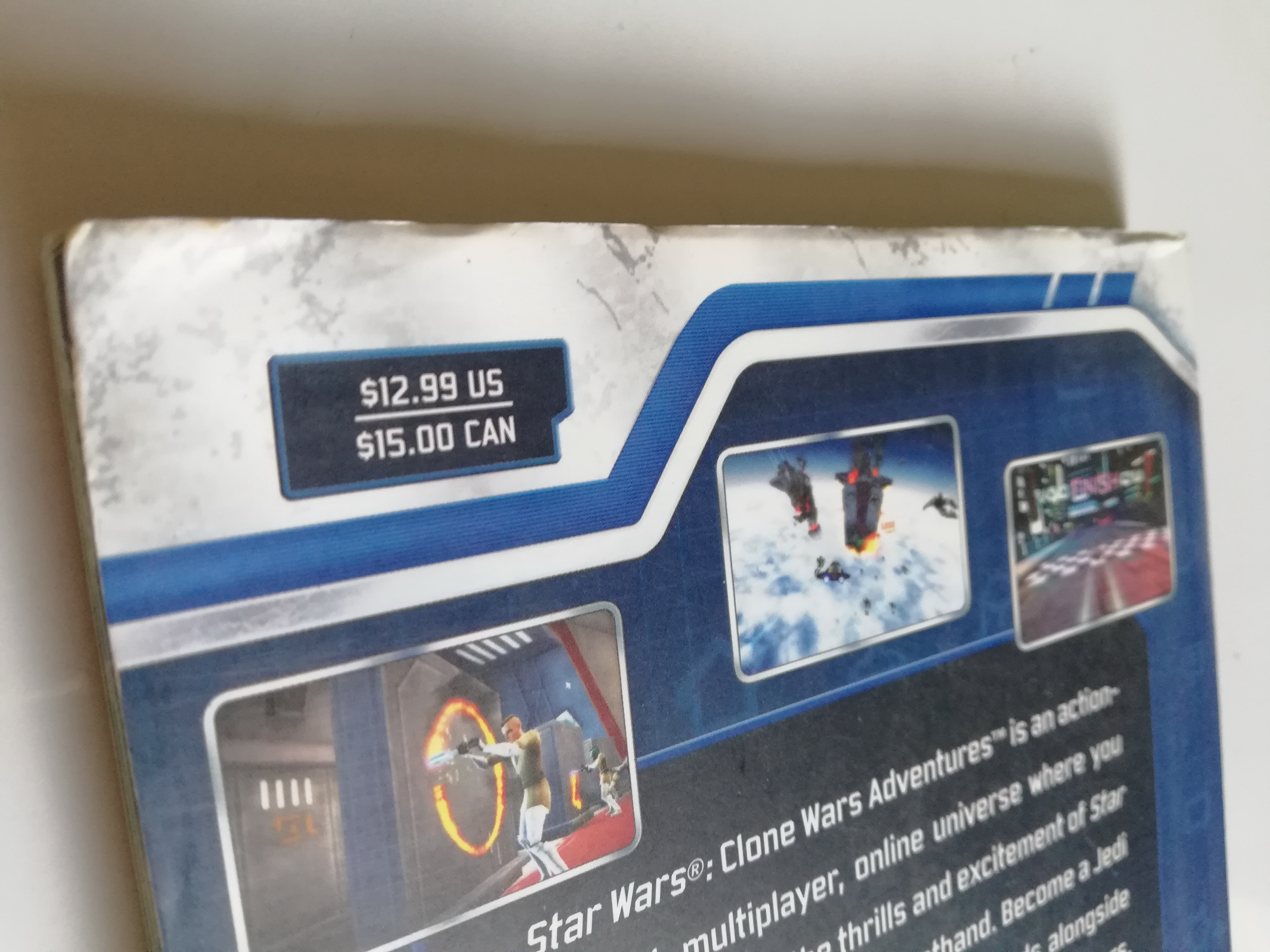 หนังสือขนาดพ็อคเก็ตบุ๊คภาพสีทั้งเล่ม Star Wars, Clone Wars Adventures , the official guide to the Virtual World ** มีตำหนิ โปรดตรวจสอบทุกภาพ