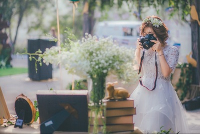 Pre-order ชุดแฟนซี ชุดเจ้าสาว ชุดราตรี หน้าสั้นหลังยาว แขนสั้น แต่งผ้าลูกไม้ สวยหรู เชือกผูกหลัง