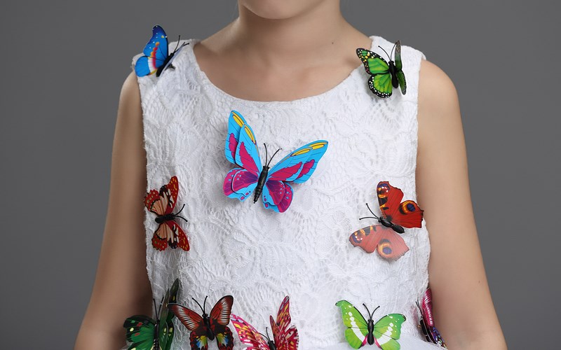 Pre-order ชุดราตรีเด็ก หน้าสั้นหลังยาว แขนกุด ผ้าลูกไม้ กระโปรงตาข่าย แต่งผีเสื้อสามมิติ สวยหวานน่ารักมาๆ