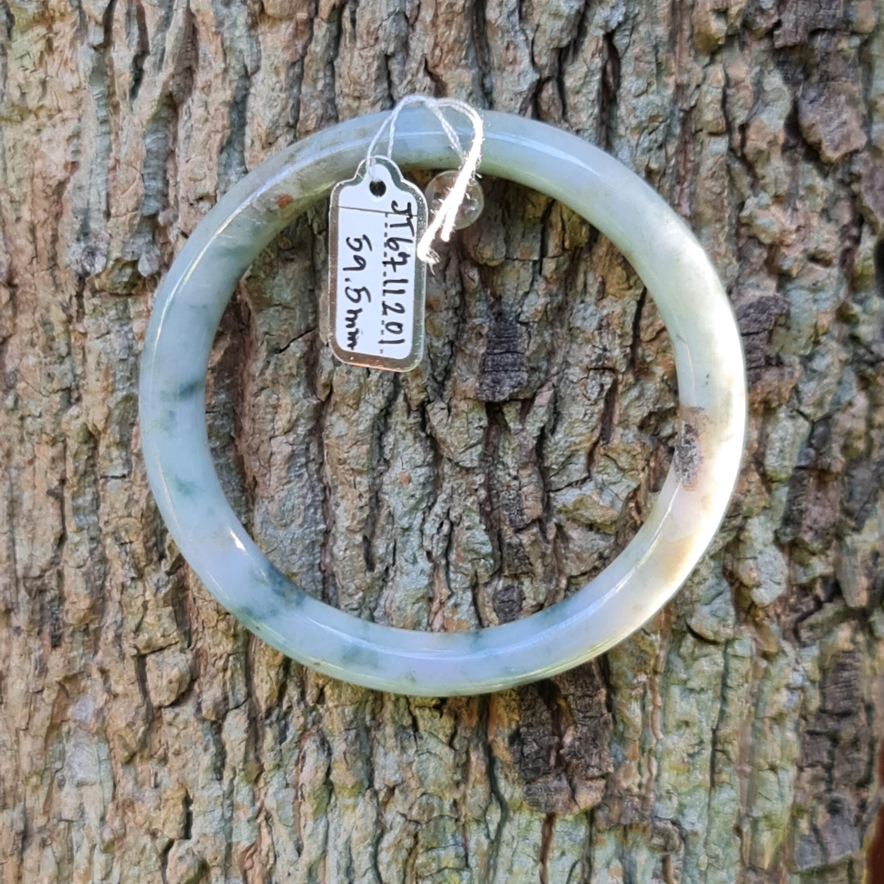 JB6711201 หยก พม่า แท้ Jade กำไลหยก 59.5 มม. (Jadeite bracelet) พม่า (Myanmar)