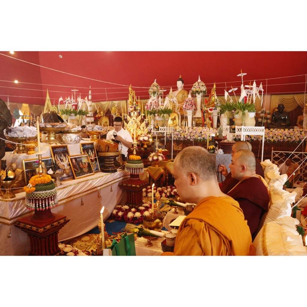 พญาครุฑจิตรสุบรรณ เนื้อแบล็คลายทอง พิมพ์ใหญ่ ขนาดความสูง 3.5 เซนติเมตร