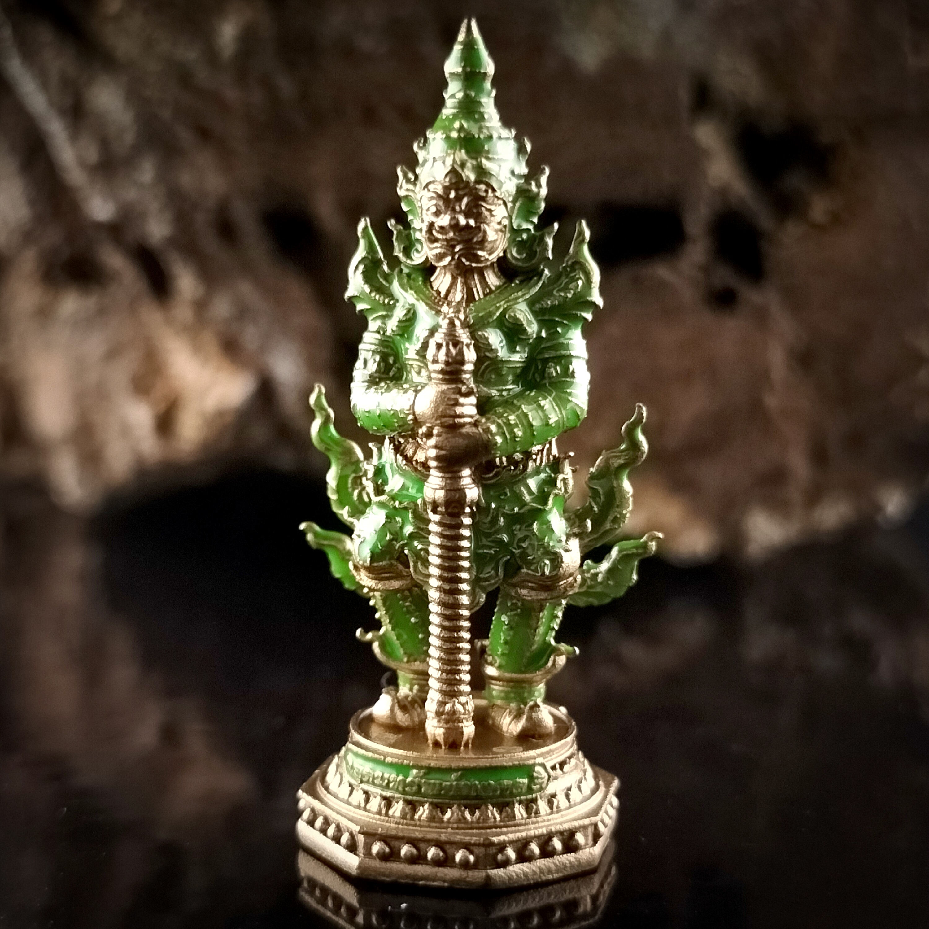 รูปหล่อท้าวเวสุวรรณ พุทธศิลป์ถิ่นจุฬามณี อุดมทรัพย์มงคล