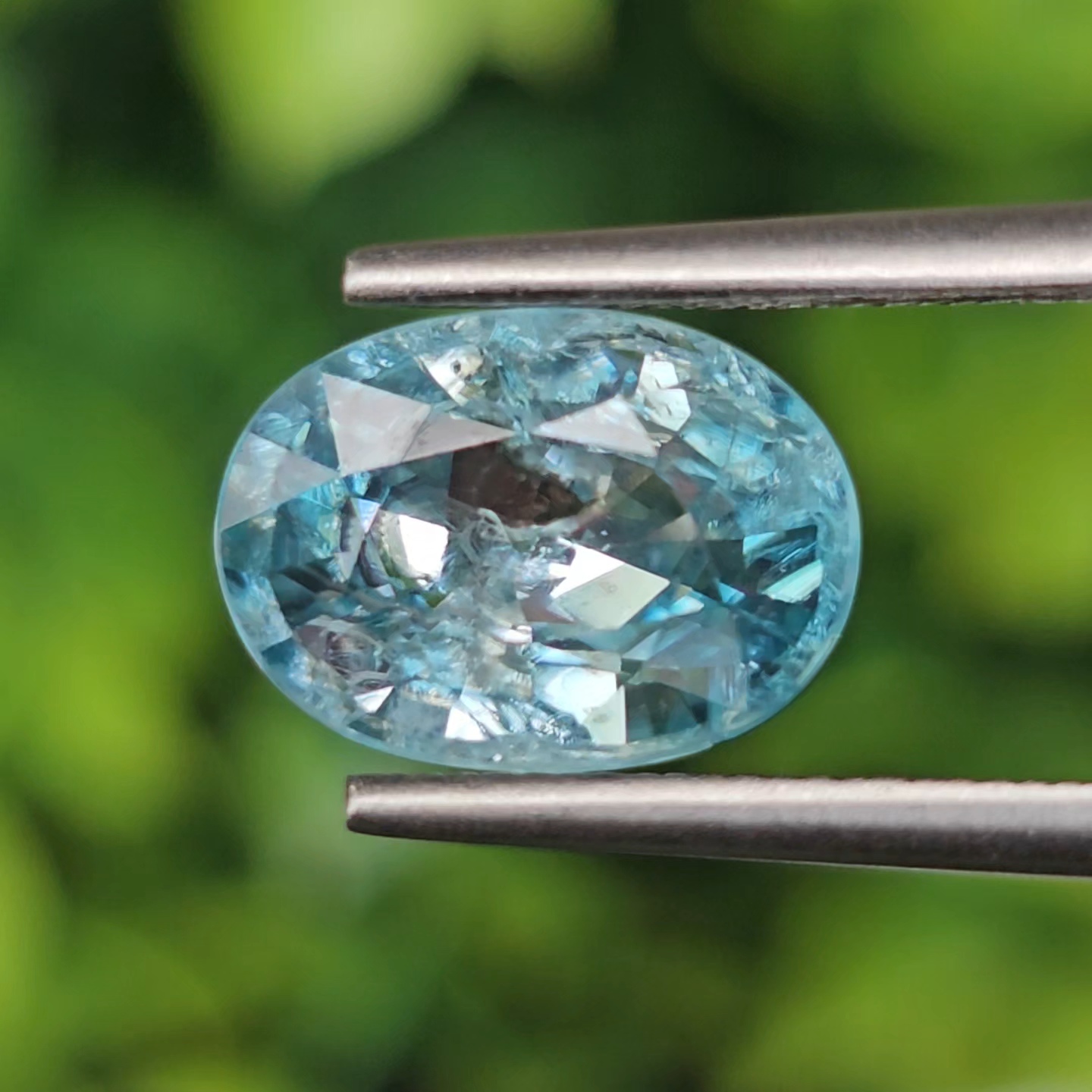 พลอย เพทาย (Zircon) 4.26 กะรัต (Cts.) พลอยแท้ อัญมณีมงคลประจําวันเกิด เครื่องประดับพลอย