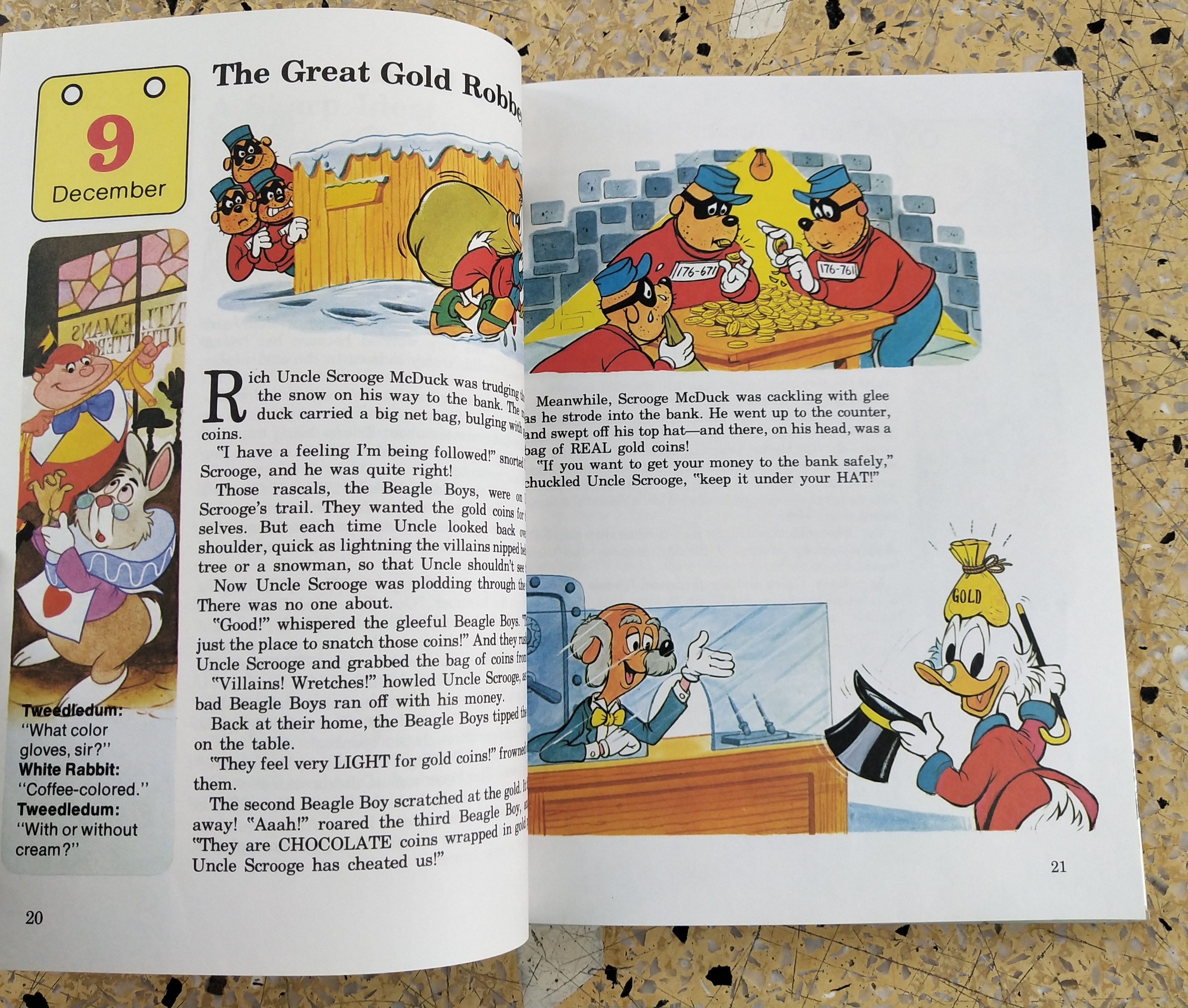 หนังสือภาพการ์ตูนดิสนีย์น่ารัก **หนังสิอเก่า มีตำหนิ โปรดตรวจสอบทุกภาพ ปกแข็ง ฉบับภาษาอังกฤษ เล่าเรื่องราวของทุกวันในฤดูหนาว ผ่านตัวการ์ตูนจากดิสนีย์ Story a Day for every day of the year ,Winter