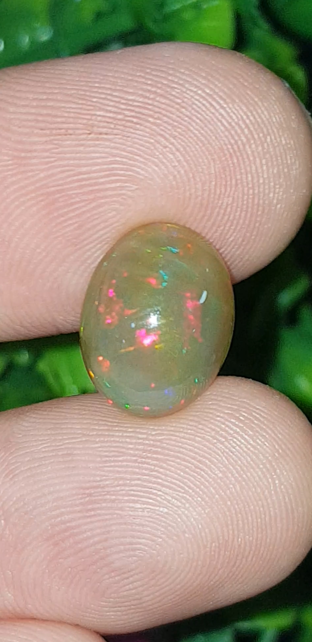 พลอย โอปอล Opal 3.84 กะรัต (Cts.) พลอยแท้ อัญมณีมงคลประจําวันเกิด เครื่องประดับพลอย