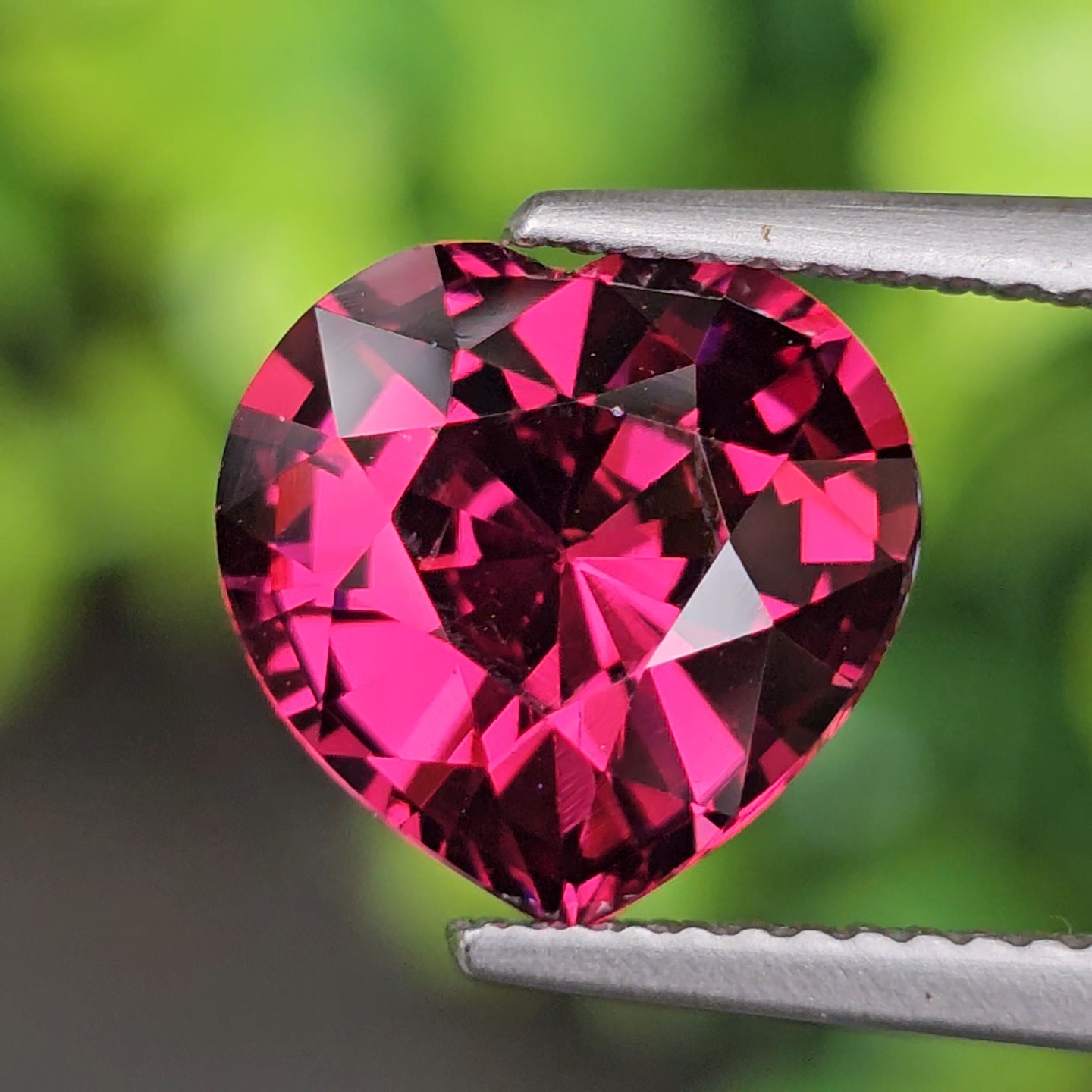 พลอย อุมบาไลต์ การ์เน็ต Umbalite Garnet 4.26 กะรัต (Cts.) ดิบ Unheated พร้อมใบเซอร์ AIG พลอยแท้ อัญมณีมงคลประจําวันเกิด เครื่องประดับพลอย