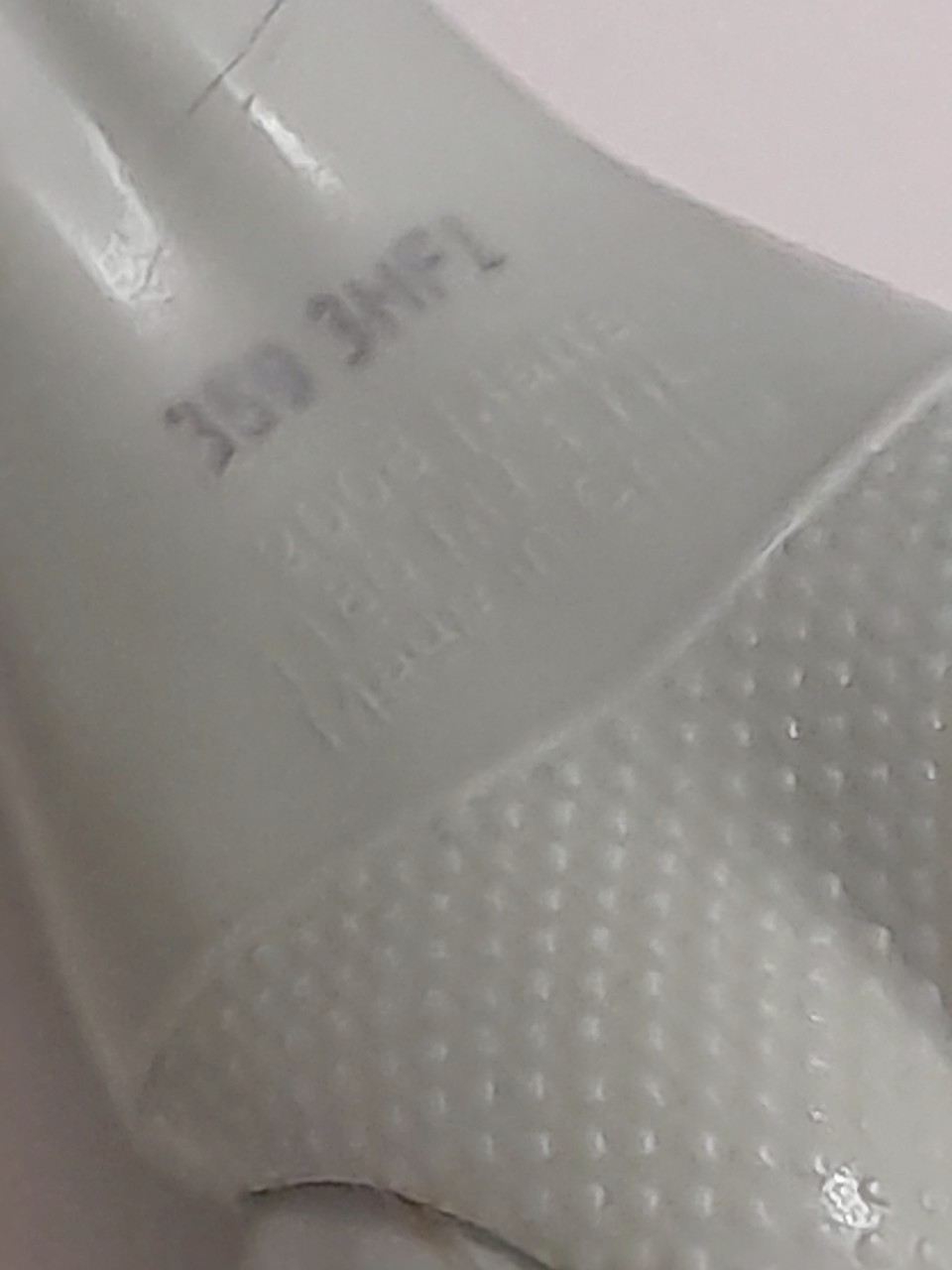 มีหลายภาพ **ข้อหลวมบ้าง ตุ๊กตามอนสเตอร์ไฮ ของแท้Mattel