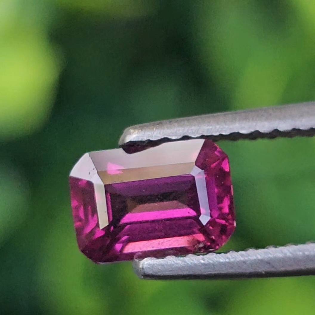 พลอย อุมบาไลต์ การ์เน็ต Umbalite Garnet 1.14 กะรัต (Cts.) ดิบ Unheated พลอยแท้ อัญมณีมงคลประจําวันเกิด เครื่องประดับพลอย
