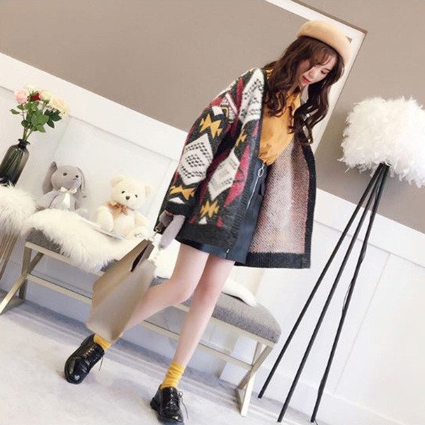 Premium Cardigan เสื้อคลุมไหมพรมขนนุ่ม คอวี ถักลายสไตล์วินเทจ (12273B)