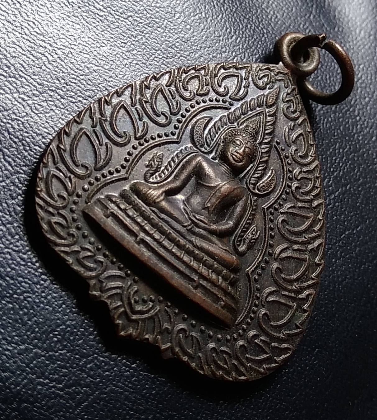 A945 เหรียญใบโพธิ์ พระพุทธชินราช ออกวัดวังทอง จ.พิษณุโลก ปี2514