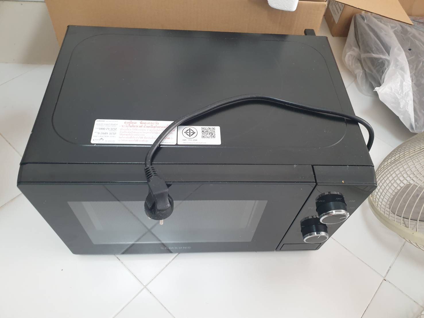 ไมโครเวฟ SAMSUNG MS20A3010AL/ST 20 ลิตร... ประกันยังเหลือ