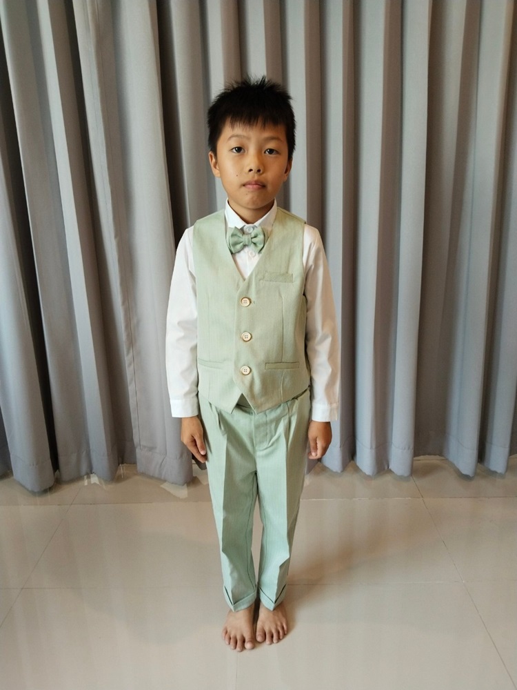 เช่า ชุดสูทเด็กชาย ทอลายในเนื้อผ้า เซต 3 ชิ้น เรียบหรู