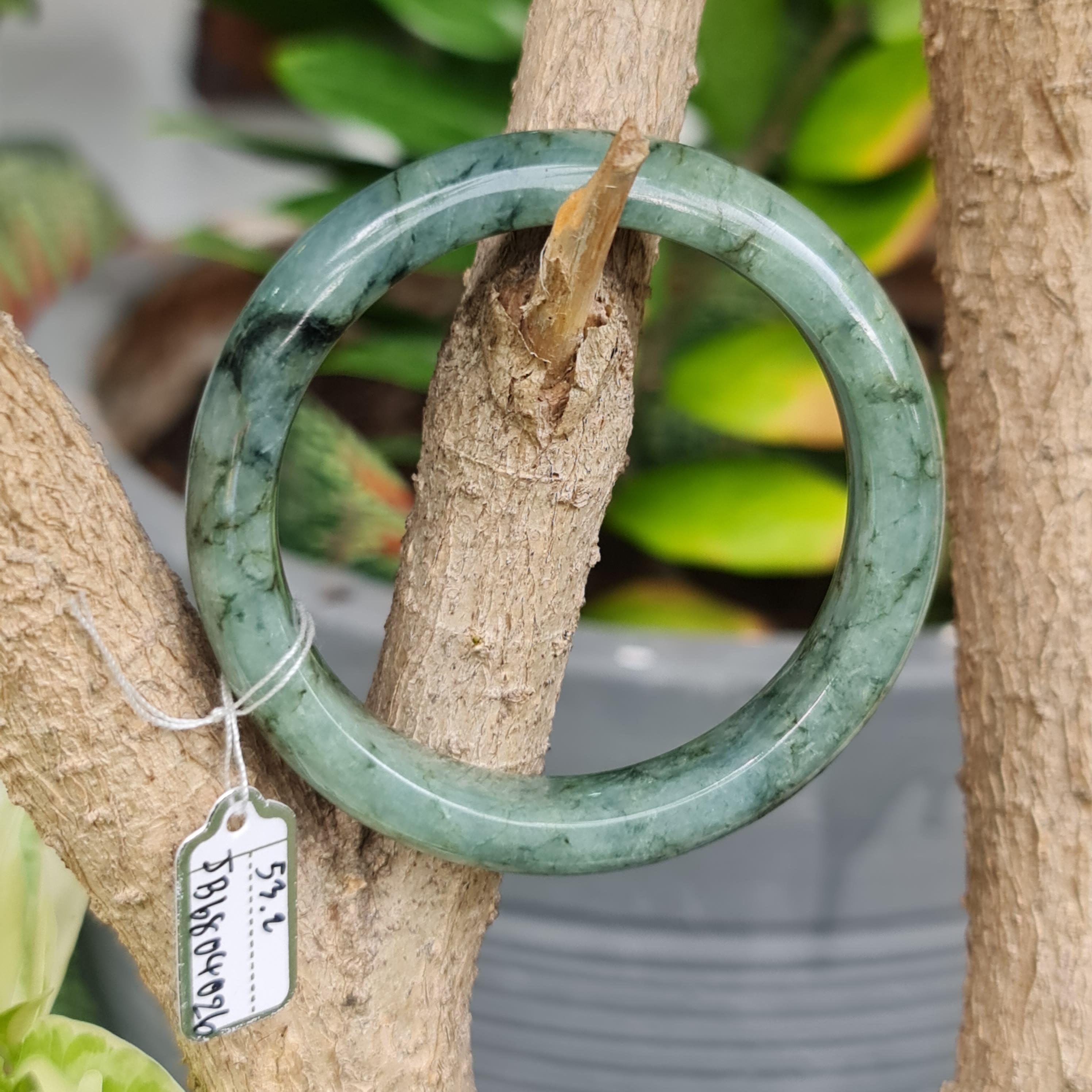 JB6804026 หยก พม่า แท้ Jade กำไลหยก 53.2 มม. (Jadeite bracelet) พม่า (Myanmar)