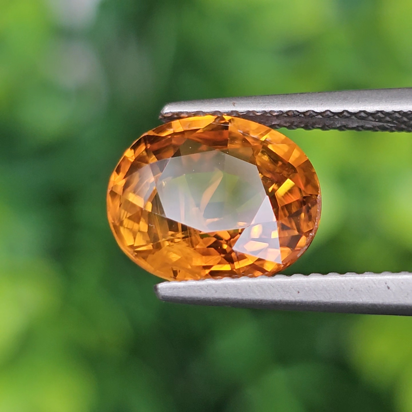 พลอย บุษราคัม yellow sapphire 4.51 กะรัต (Cts.) พลอยแท้ อัญมณีมงคลประจําวันเกิด เครื่องประดับพลอย