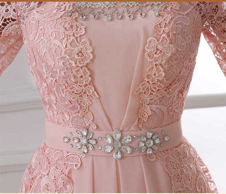 Pre-order ชุดราตรียาว แขนยาว ลูกไม้ สีชมพู กระโปรงชีฟอง แต่งเพชรที่อกและเอว ซิปหลัง