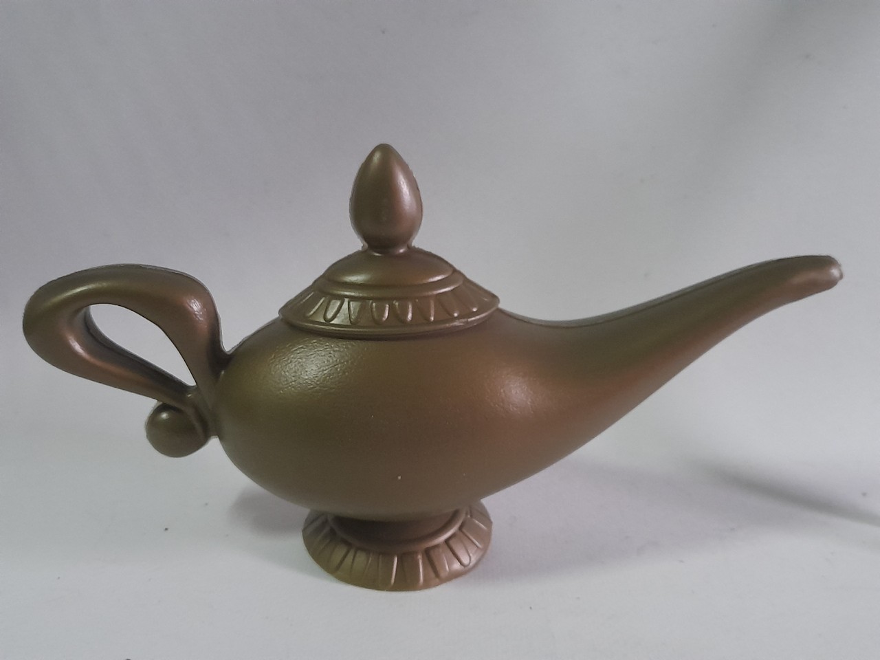 มีหลายภาพ ตะเกียงอาละดิน งานพลาสติกโปร่ง สูงประมาณ4นิ้ว ของมีตามภาพ