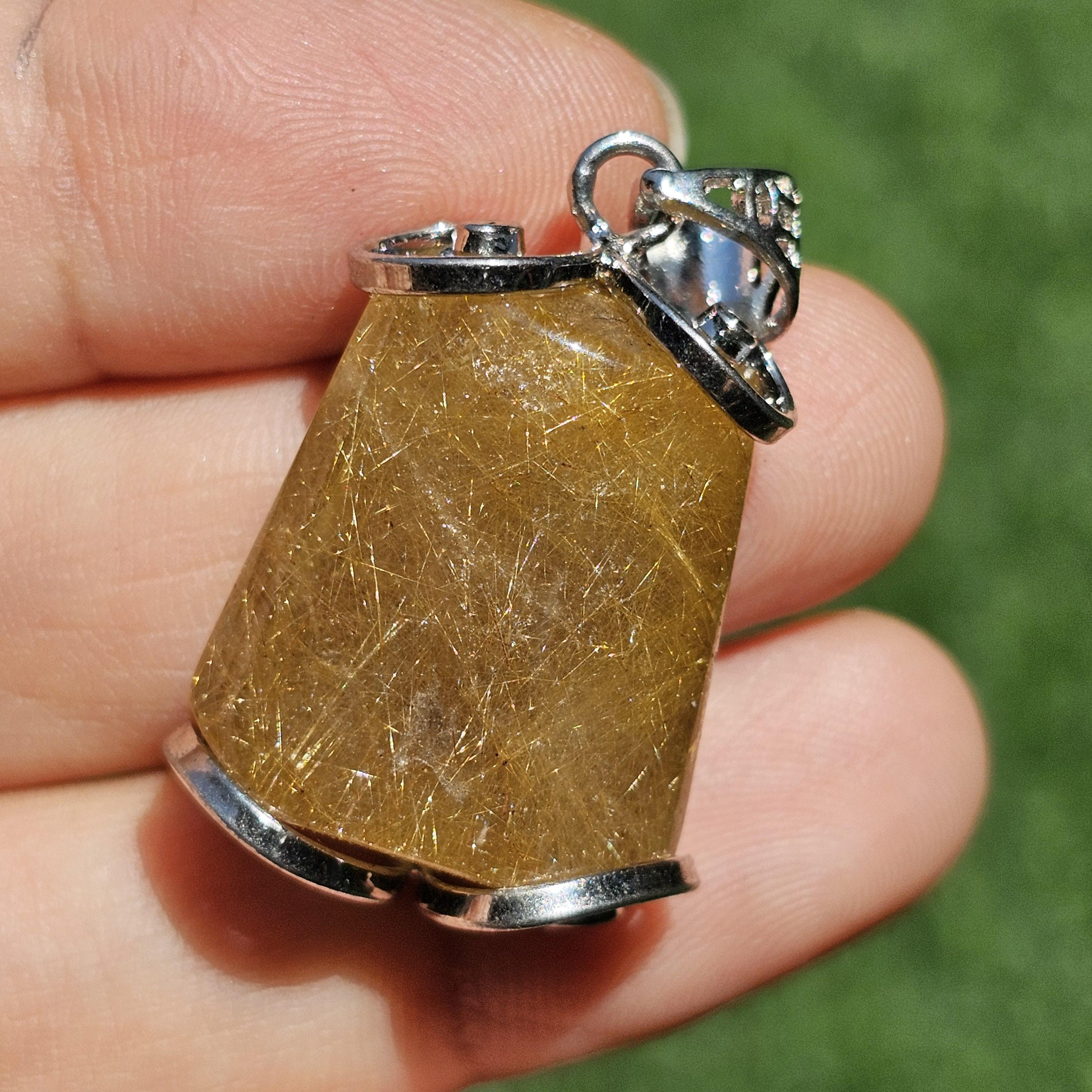 จี้ไหมทอง (Golden Rutilated Quartz) 56.65 กะรัต Cts. พลอยแท้ อัญมณีมงคลประจําวันเกิด เครื่องประดับพลอย