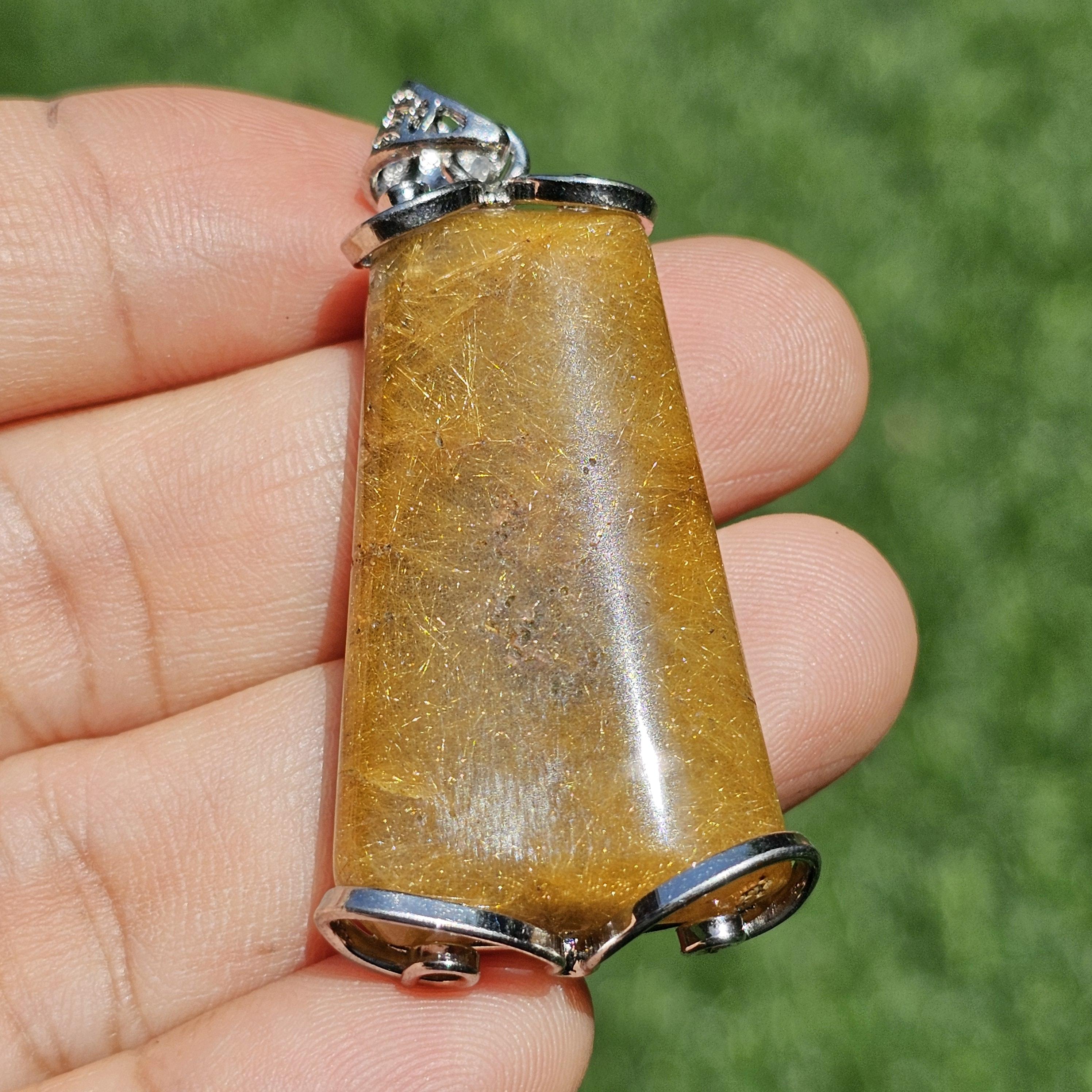 จี้ไหมทอง (Golden Rutilated Quartz) 68.01 กะรัต Cts. พลอยแท้ อัญมณีมงคลประจําวันเกิด เครื่องประดับพลอย