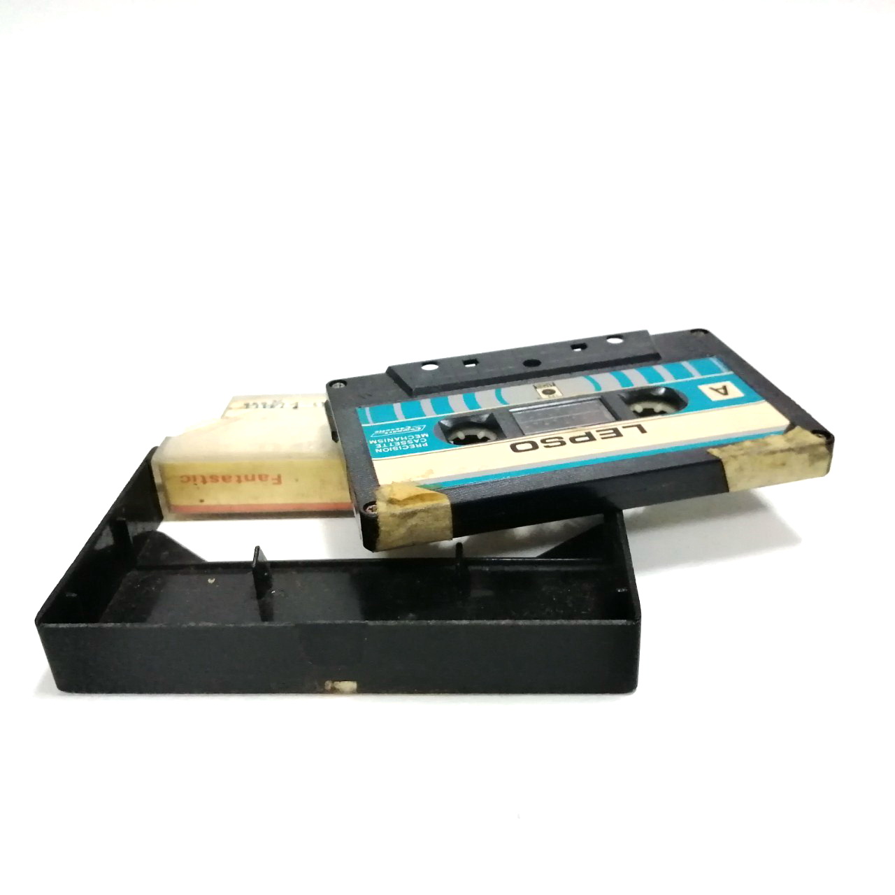 เทปคลาสเซ็ทอัดเอง เพลงเก่า ปกหน้ากากเสือ ไม่ได้ลอง/ไม่ได้เทสส์ ***ขายตามสภาพ ปกมีรอยบ้าง เก่าเก็บ