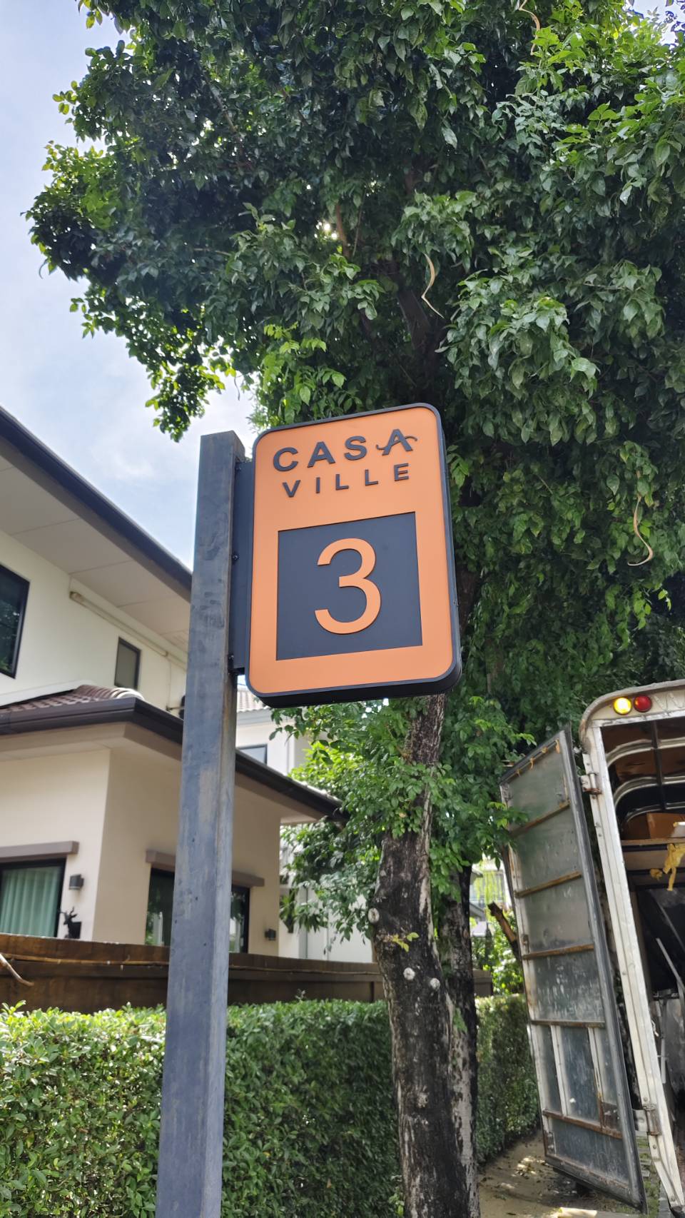 ป้ายกล่องซิงค์หน้าอะคริลิค '' CASA VILLA 3 ''