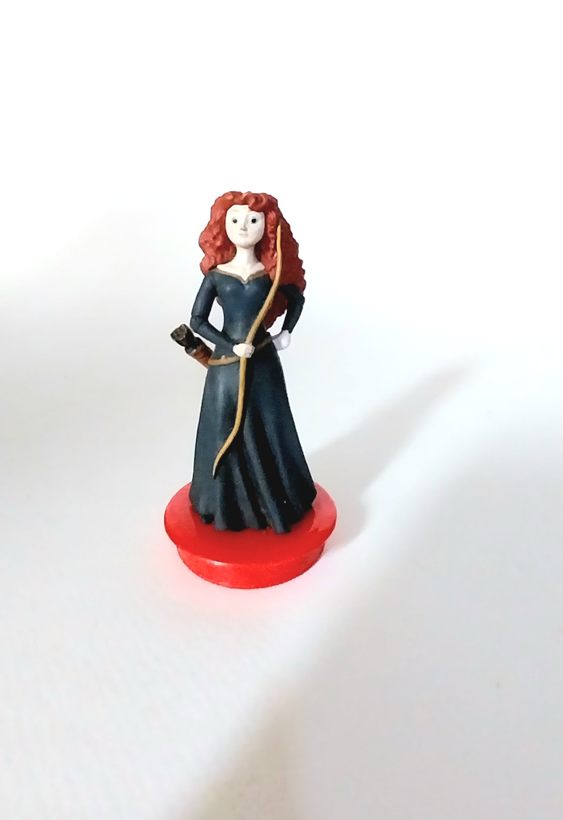 ของสะสม ท๊อปเปอร์ เมอริด้า MERIDAจากภาพยนต์อนิเมชั่น เรื่อง BRAVE ของ ดิสนีย์ Disney เป็นพลาสติก ทำสีสำเร็จ สูง 10 ซม. สภาพสมบูรณ์เก่าเก็บงานสะสม