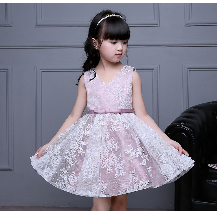 Pre-order ชุดราตรีเด็ก ชุดออกงาน ชุดกระโปรง สไตล์เจ้าหญิง แขนกุด คอวี ผ้าลูกไม้ คาดโบว์ที่เอว กระโปรงฟูฟ่อง ซิปหลัง สวยหวาน