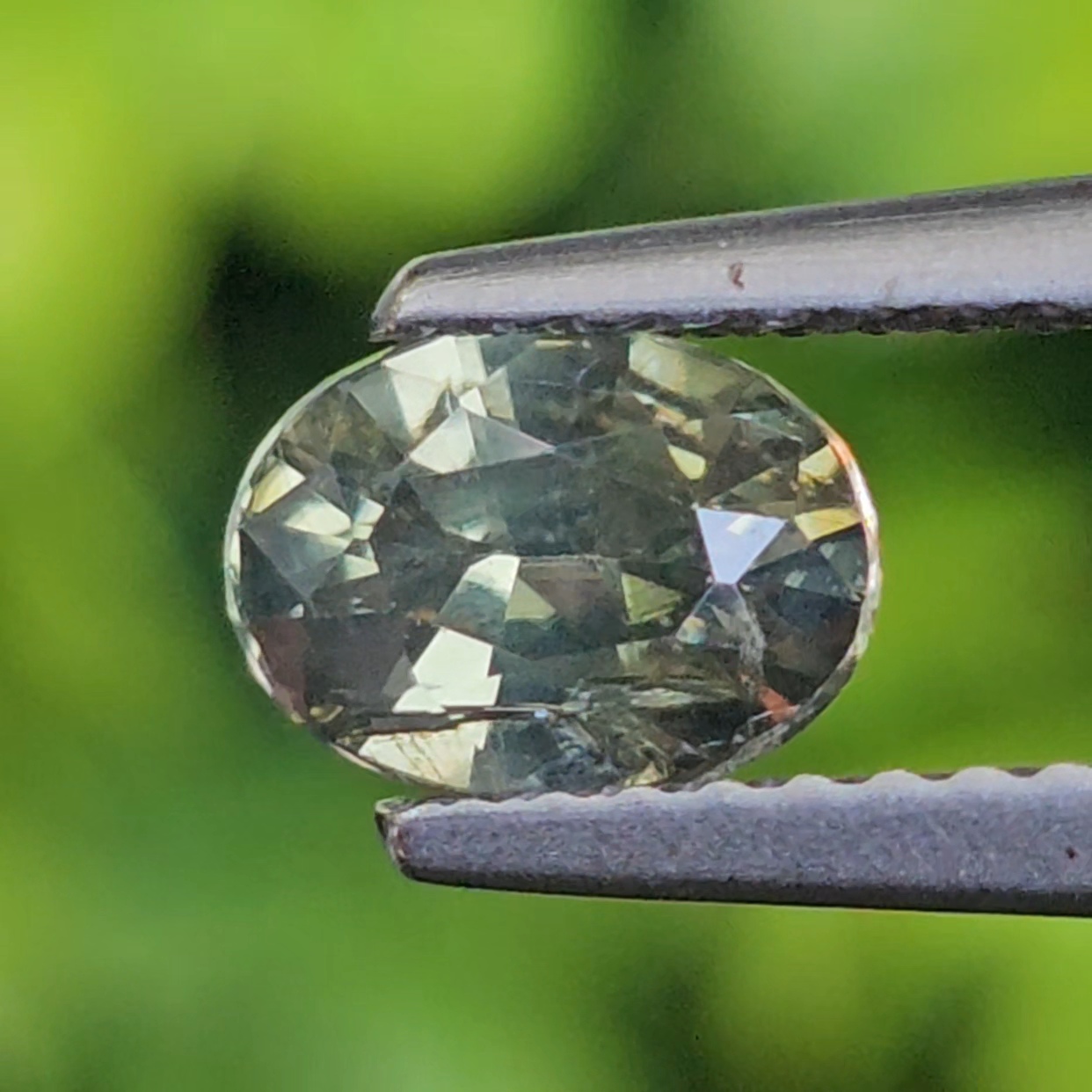 พลอย เพทาย Natural Zircon 1.04 กะรัต (Cts.) ดิบ พลอยแท้อัญมณีมงคล ประจําวันเกิด เครื่องประดับพลอย