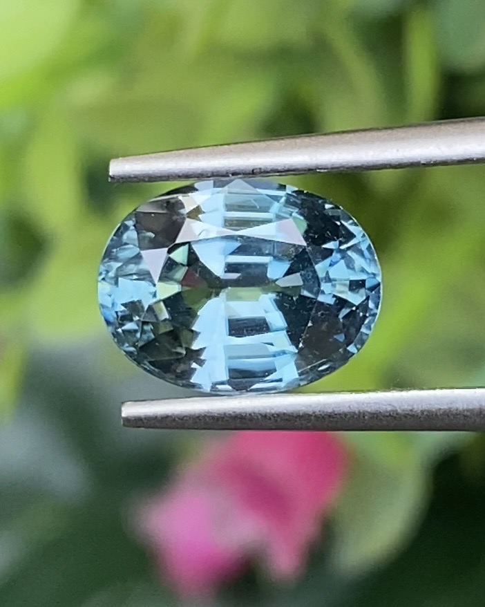 พลอย เพทาย (Zircon) 3.49 กะรัต (Cts.) พลอยแท้ อัญมณีมงคลประจําวันเกิด เครื่องประดับพลอย