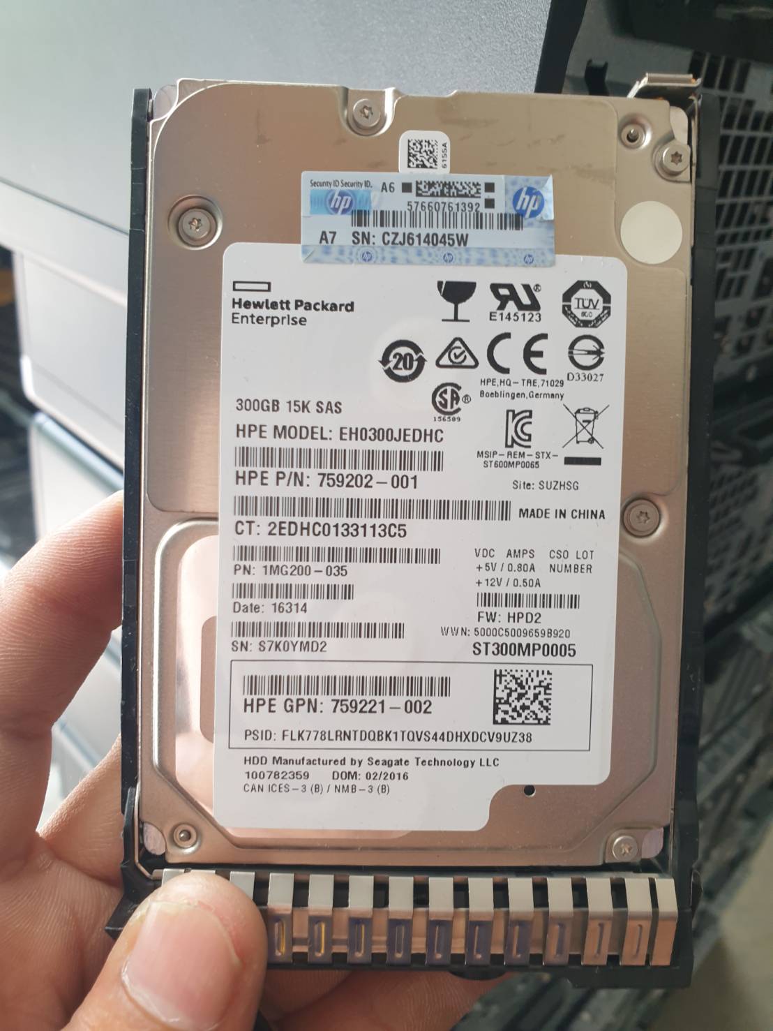 HP DL380 G9 E5-2630v4 x2 Ram 64 GB SAS 6TB x6 Power x2