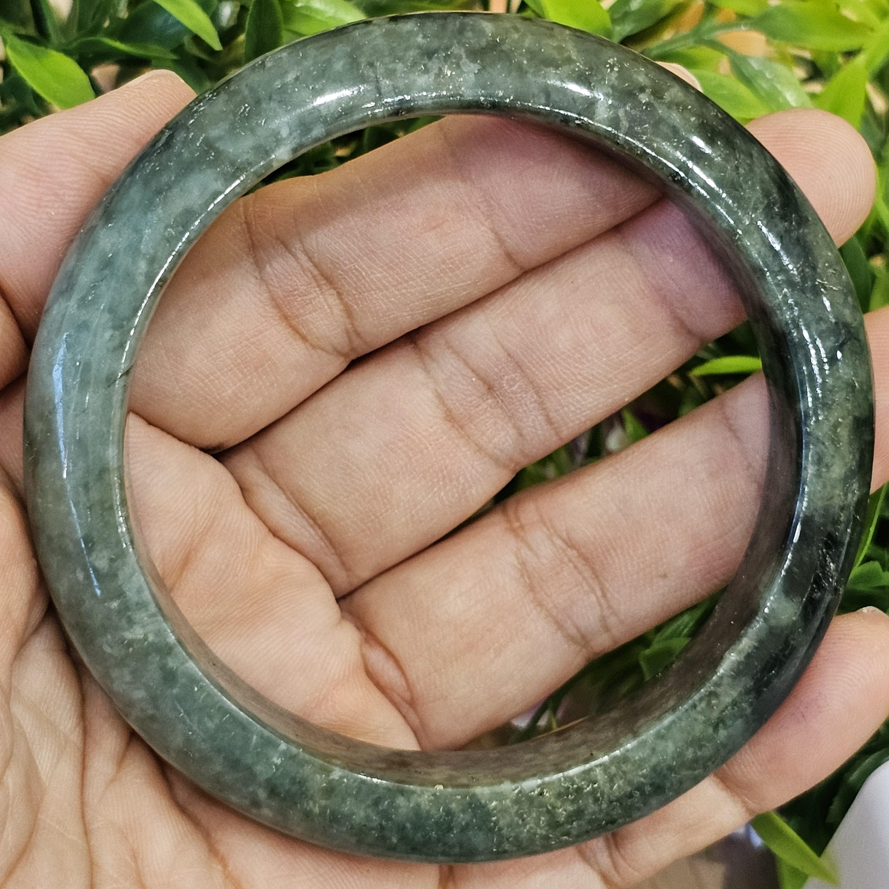 หยก พม่า แท้ Jade กำไลหยก (Jadeite bracelet) พม่า (Myanmar) 61.9 มม.