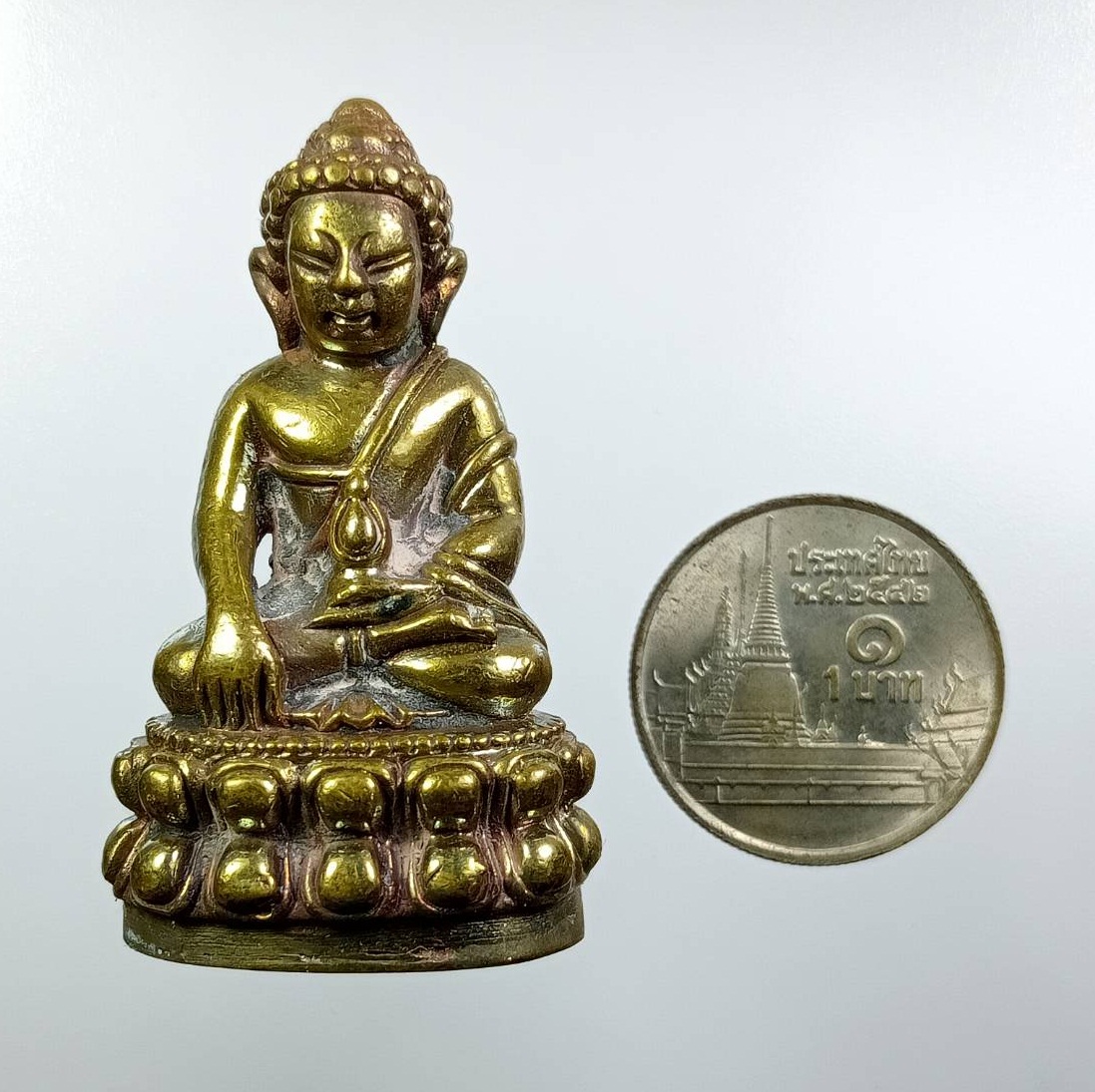 ก860 พระกริ่งอนุตตโร 60ปี หลวงพ่อยุทธ วัดประสาทพรหม จ.ปราจีนบุรี ปี2561