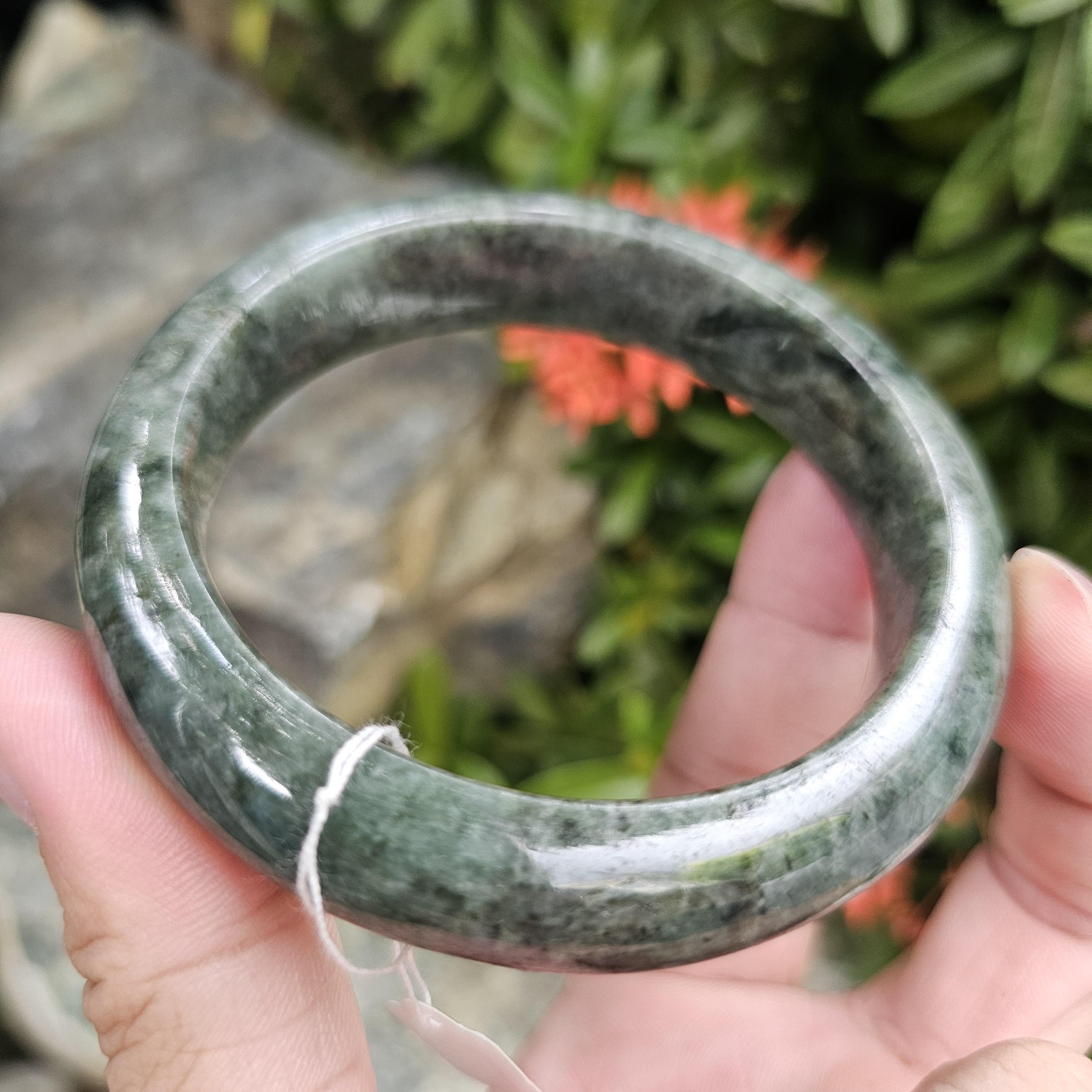 JB6804005 หยก พม่า แท้ Jade กำไลหยก 63.0 มม. (Jadeite bracelet) พม่า (Myanmar)