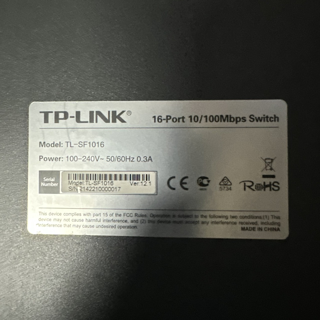 Switch TP-Link TL-SF1016 16-Port 10/100Mbps