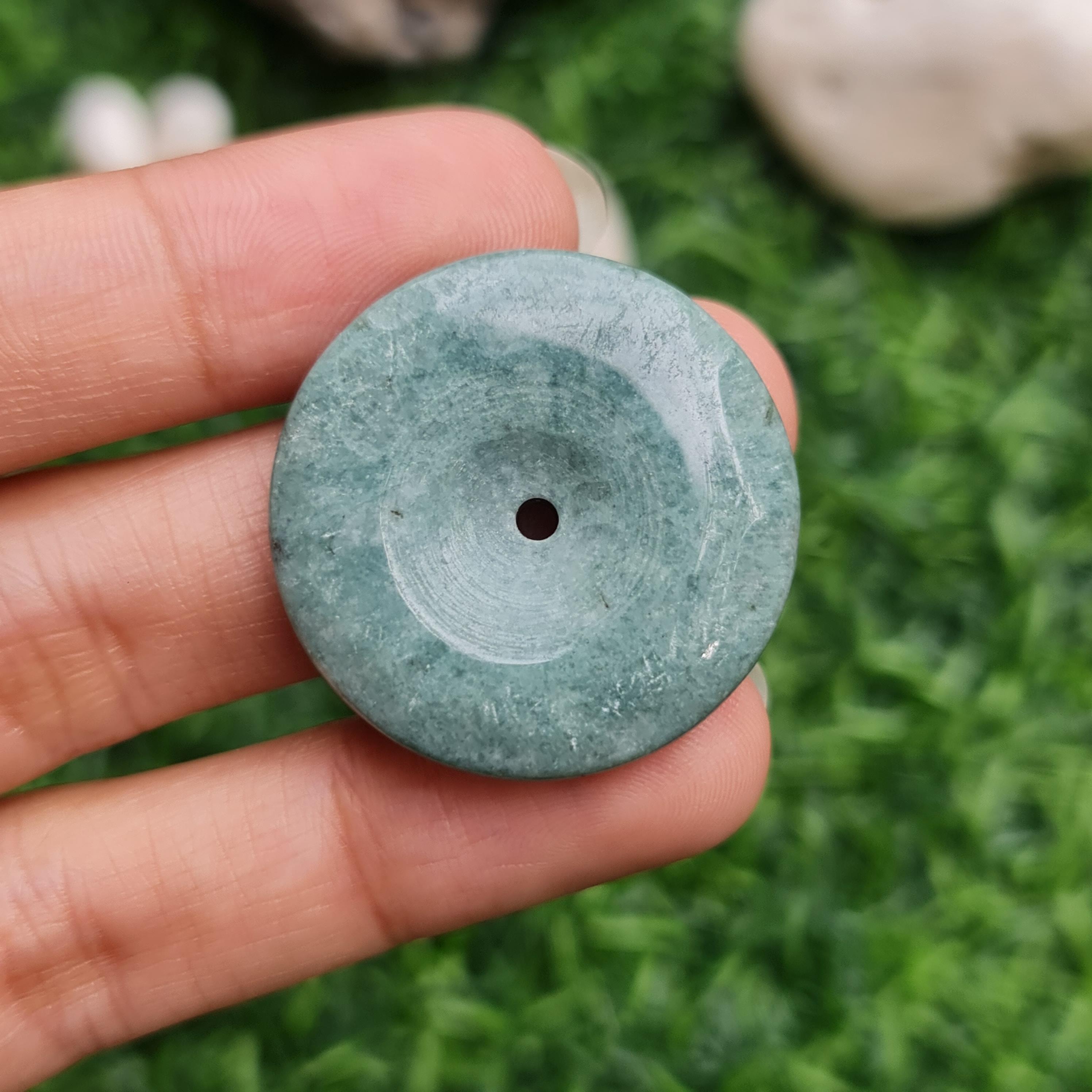 หยก พม่า แท้ Jade จี้โดนัทหยก (Bi-dise jadeite) พม่า (Myanmar) 68.74 กะรัต (Cts.)