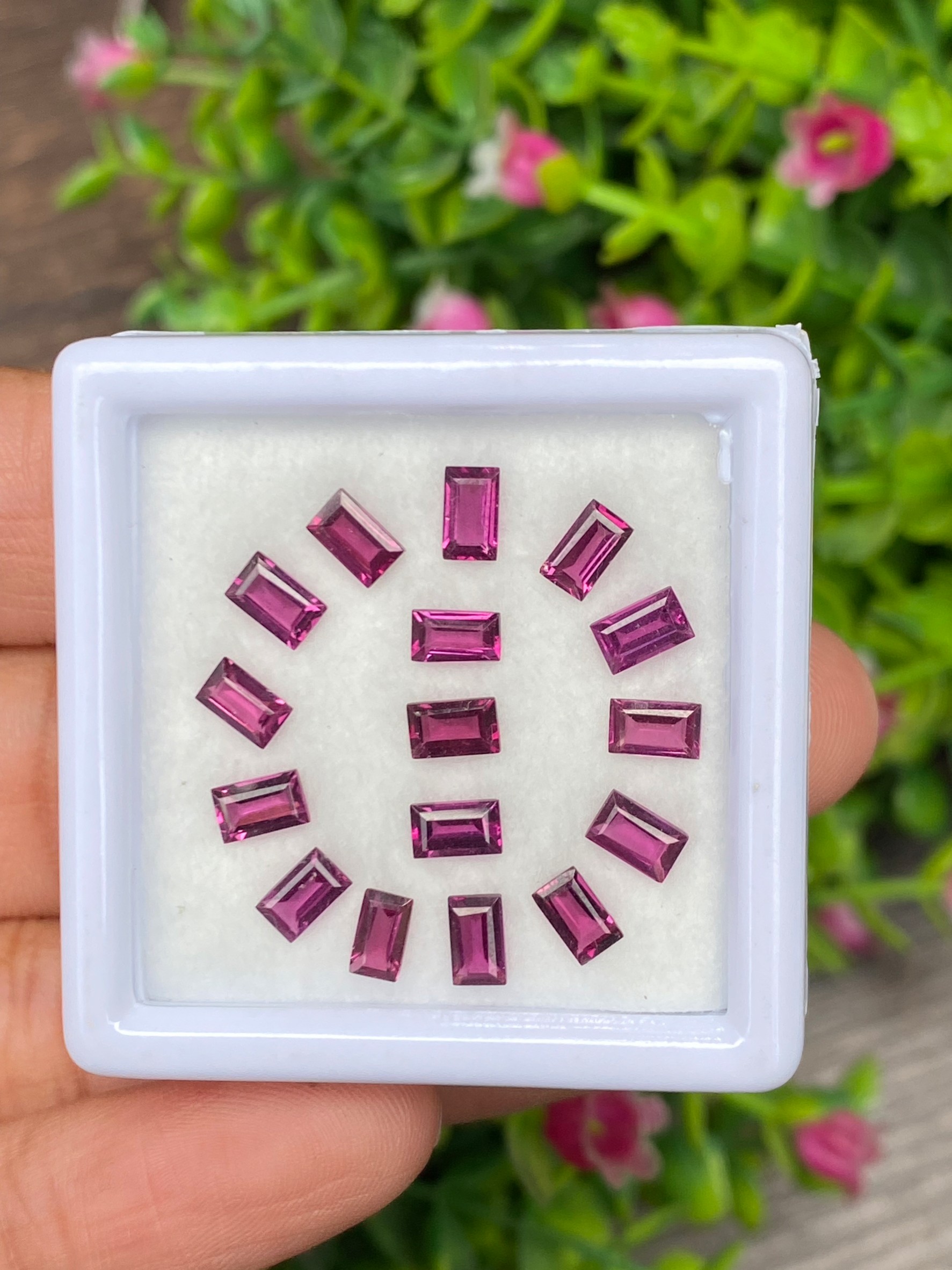 พลอย โรโดไลต์ กาเน็ท Rhodolite Garnet 16 เม็ด Pcs. 5.79 กะรัต Cts.พลอยแท้ อัญมณีมงคลประจําวันเกิด เครื่องประดับพลอย