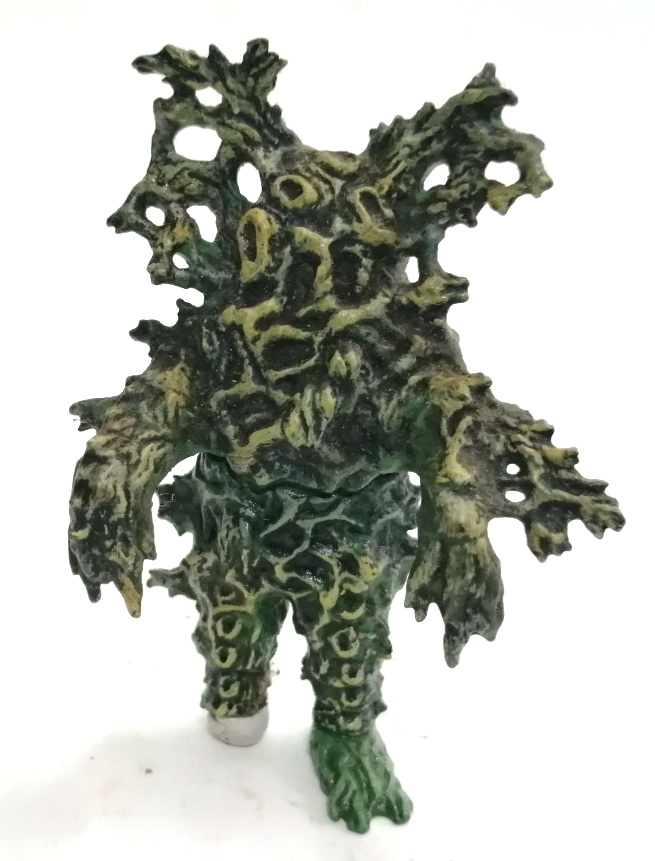 กาชาปอง HG SERIES ***ตำหนิเท้าหายหนึ่งข้าง ชุดสัตว์ประหลาดจากเรื่องอุลตร้าเซเว่น Ultra Seven ตัวนี้คือ YR-X สัตว์ต่างดาว Alien ที่ถูกนำมาทดลองในรูปมนุษย์พืชขนาดสูงราว 10 ซม.