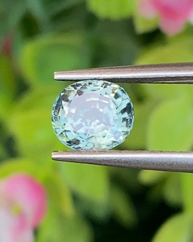 พลอย เพทาย (Zircon) 1.75 กะรัต (Cts.) พลอยแท้ อัญมณีมงคลประจําวันเกิด เครื่องประดับพลอย